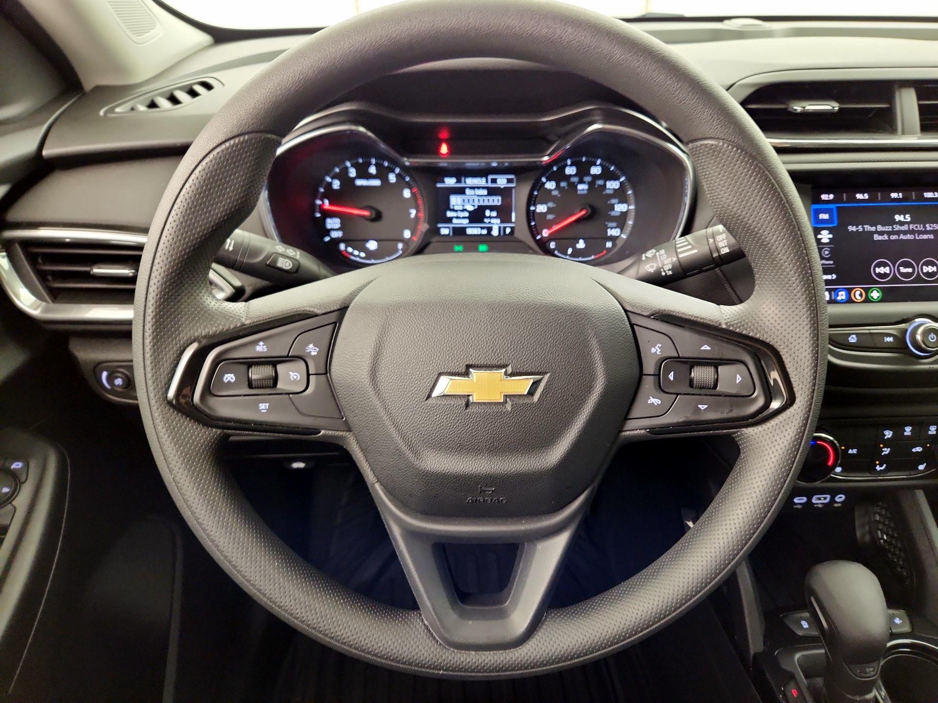 Thumbnail: 2023 Chevrolet TrailBlazer - 10