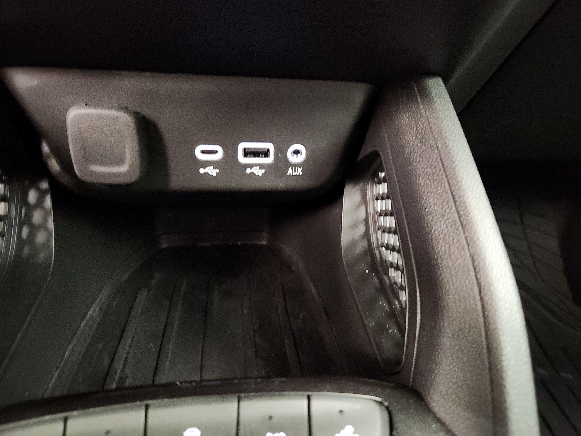 Thumbnail: 2023 Chevrolet TrailBlazer - 18