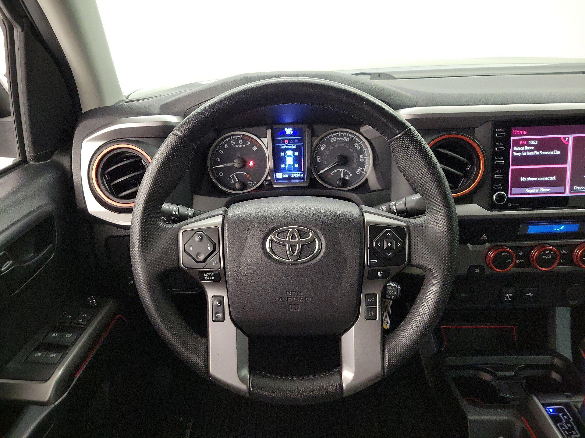 Thumbnail: 2021 Toyota Tacoma - 10