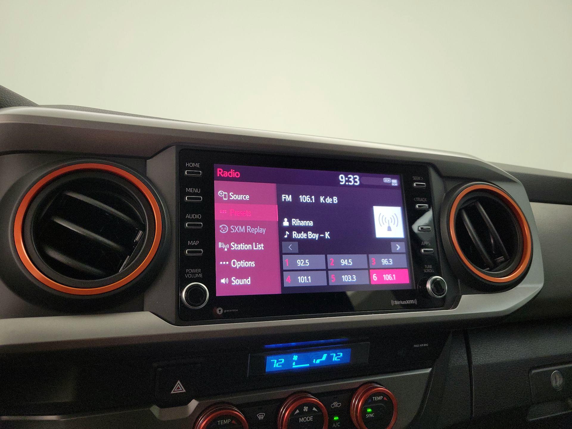 Thumbnail: 2021 Toyota Tacoma - 15