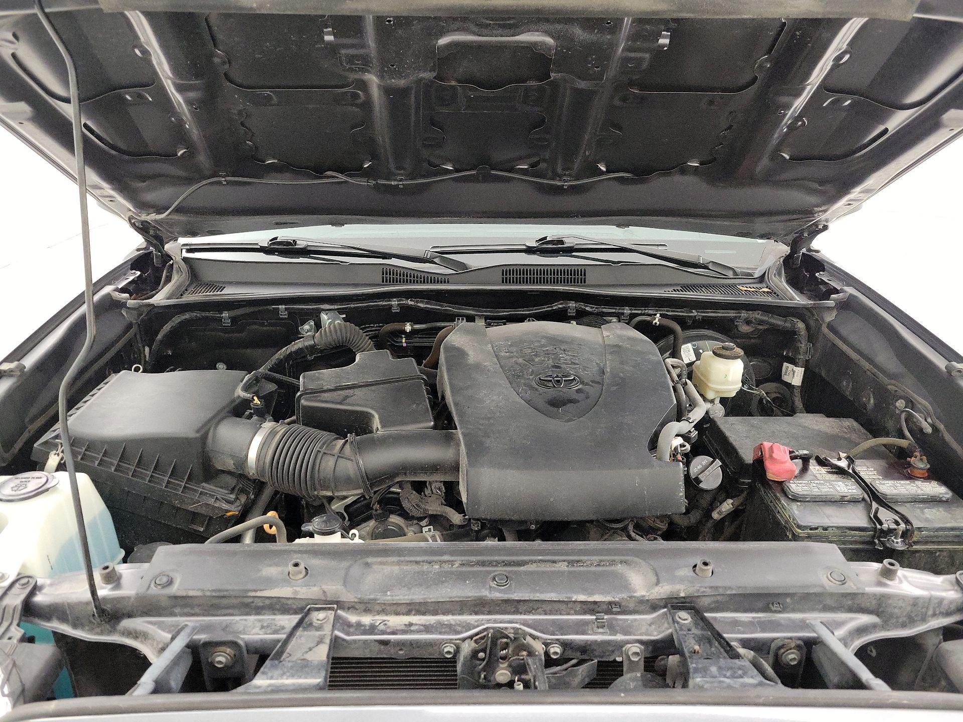 Thumbnail: 2021 Toyota Tacoma - 20