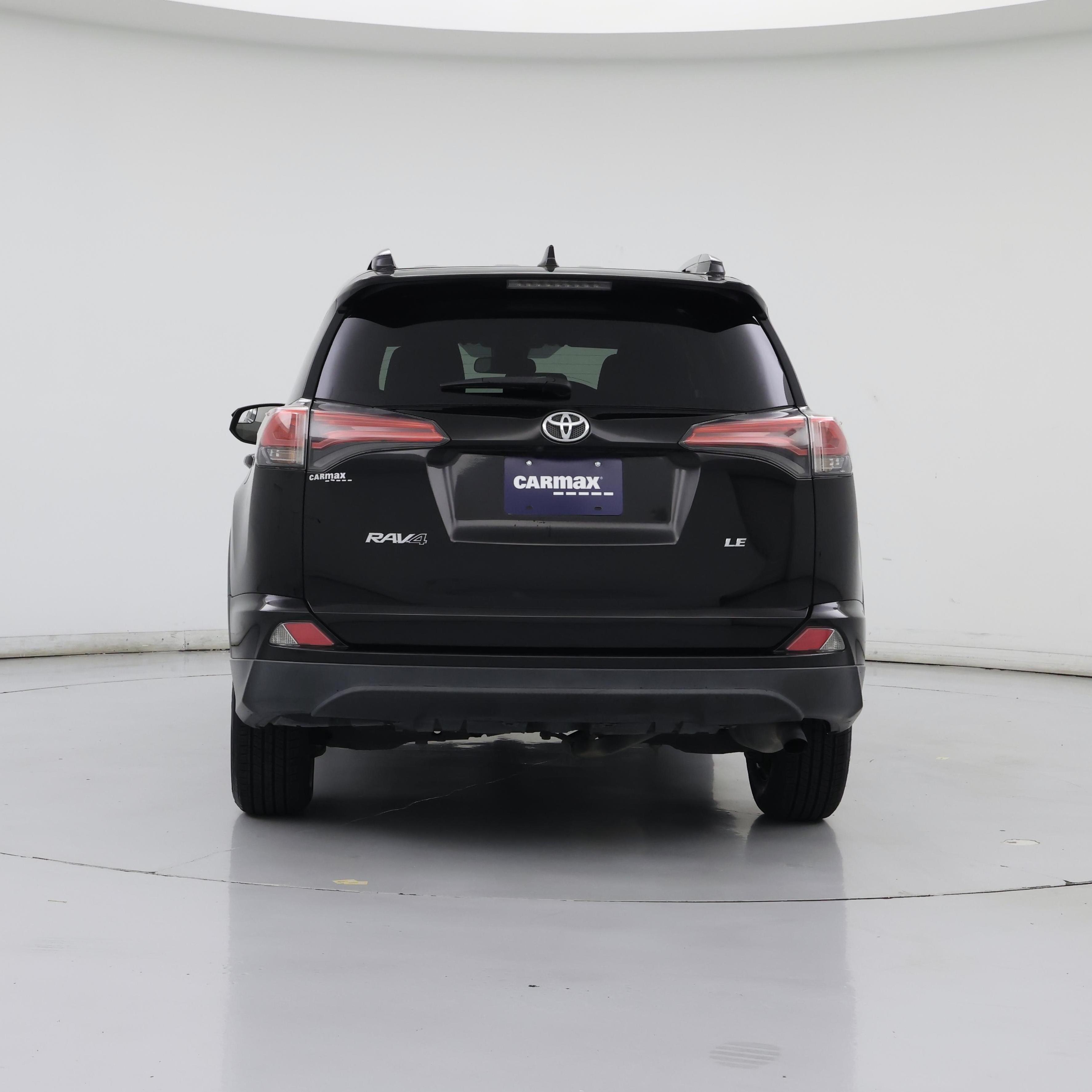 Thumbnail: 2017 Toyota RAV4 - 6