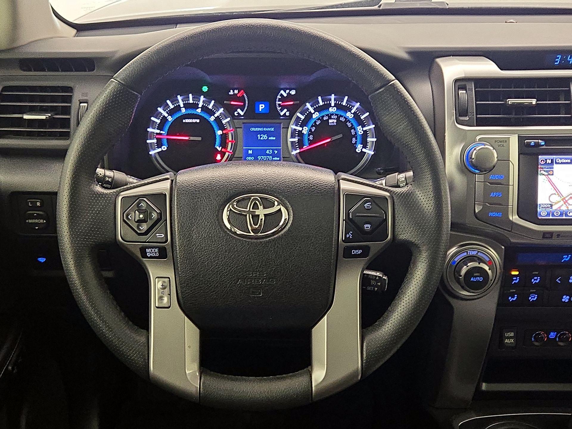 Thumbnail: 2017 Toyota 4Runner - 10