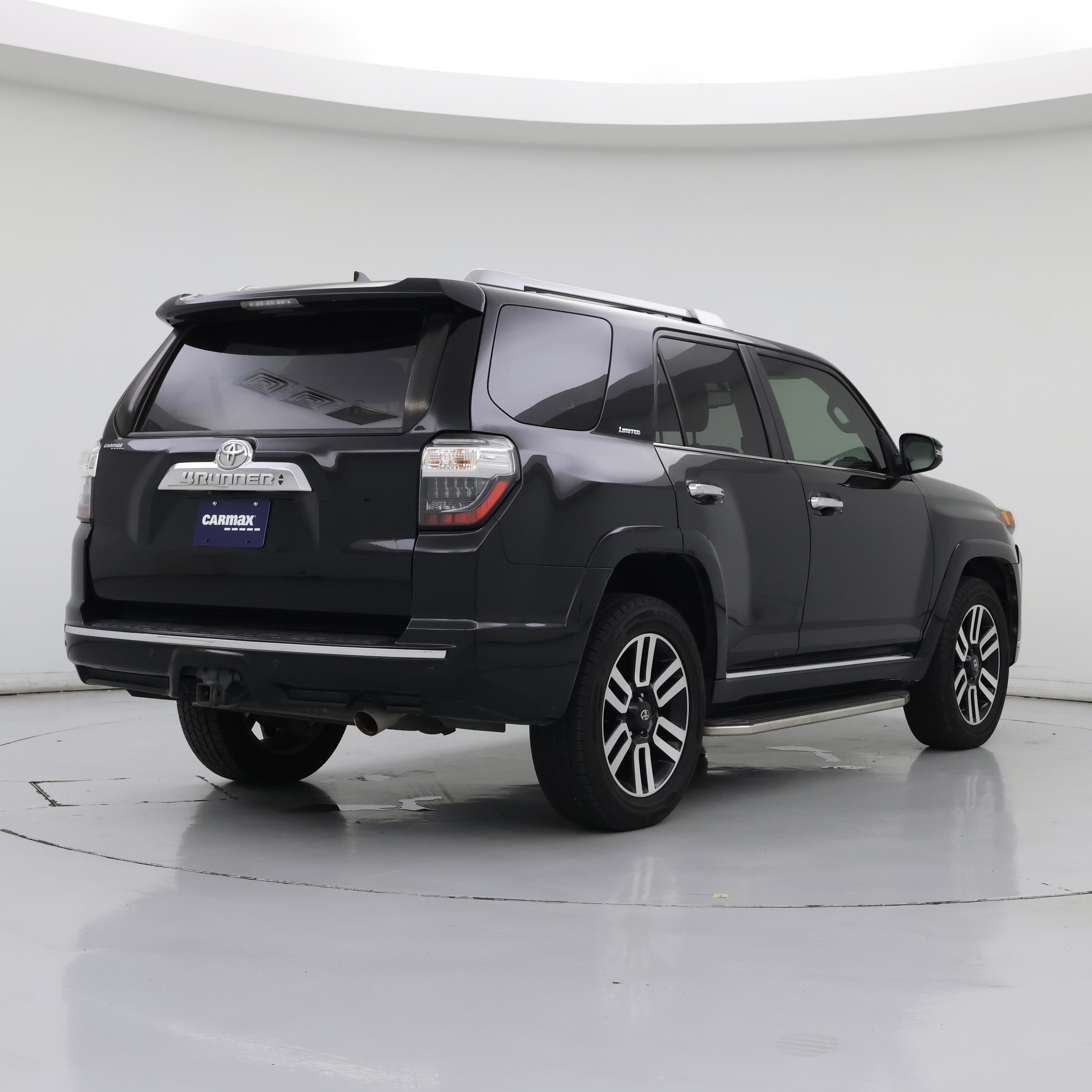 Thumbnail: 2017 Toyota 4Runner - 8