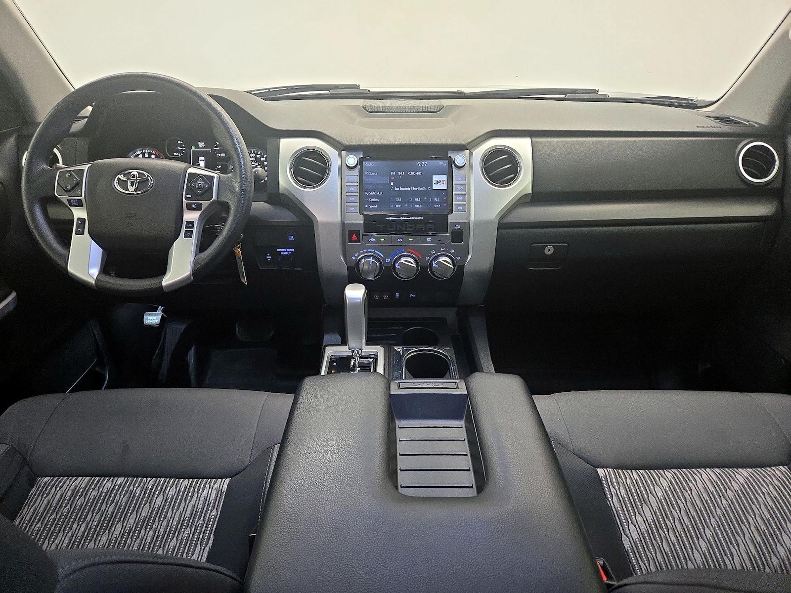 2021 Toyota Tundra SR5 - Photo 10