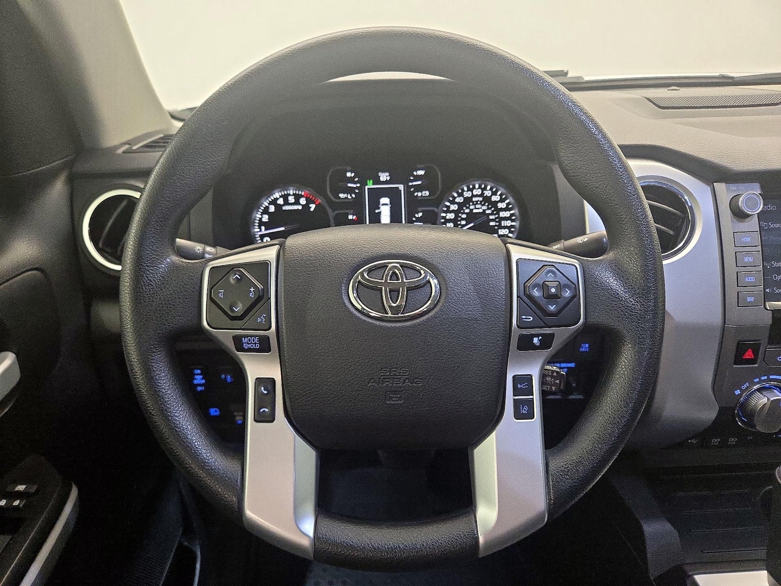 2021 Toyota Tundra SR5 - Photo 11