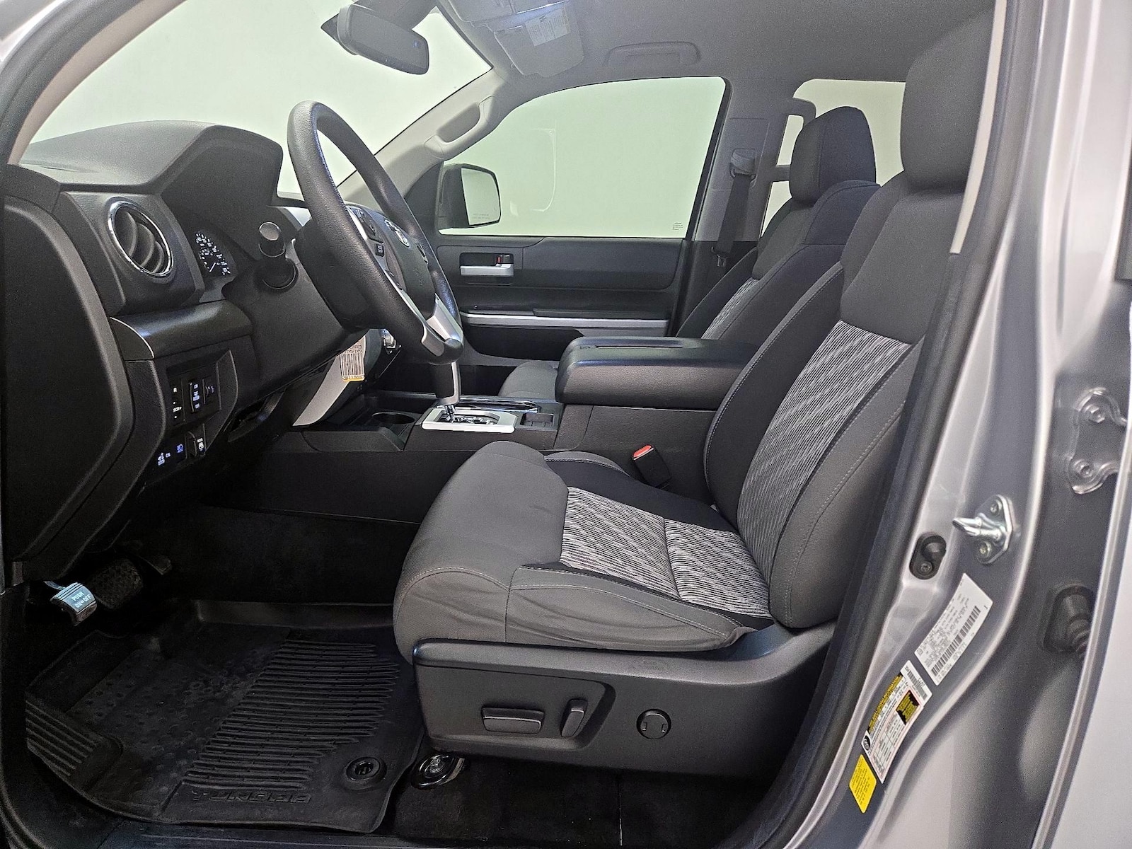 2021 Toyota Tundra SR5 - Photo 12