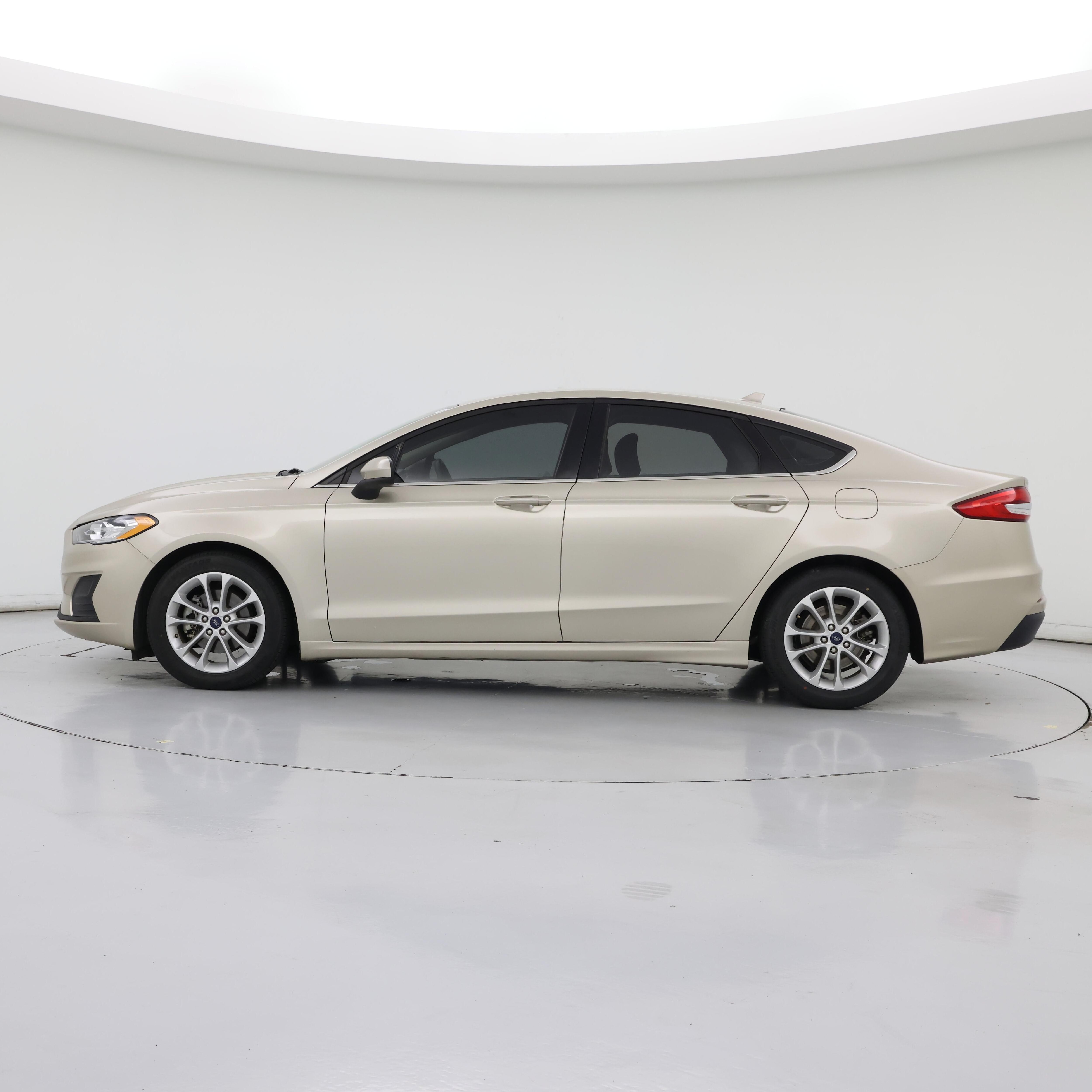 Thumbnail: 2019 Ford Fusion - 3