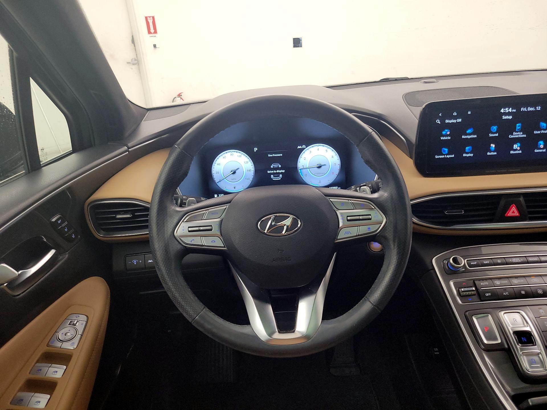 Thumbnail: 2023 Hyundai Santa Fe - 10