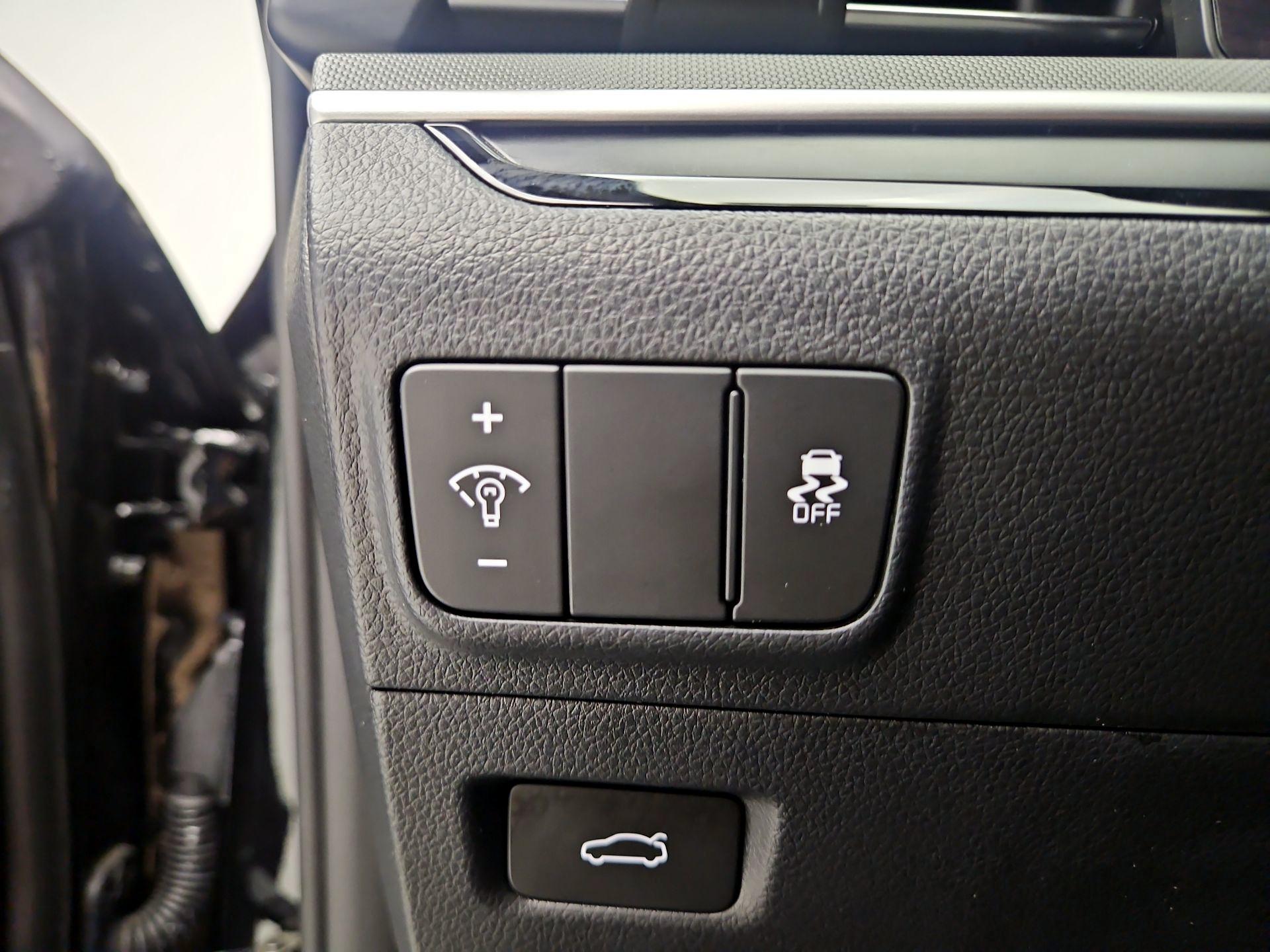 Thumbnail: 2025 Kia K5 - 13