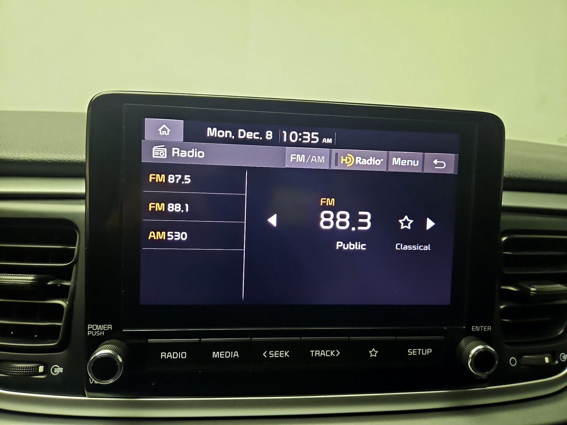 Thumbnail: 2023 Kia Rio - 15