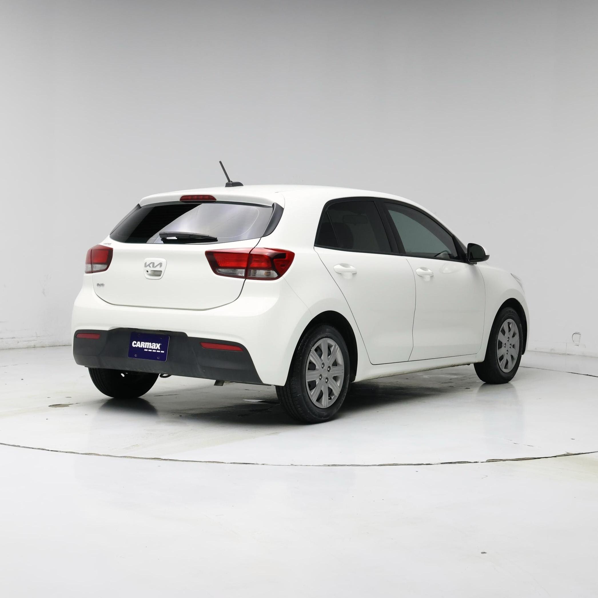 Thumbnail: 2023 Kia Rio - 8