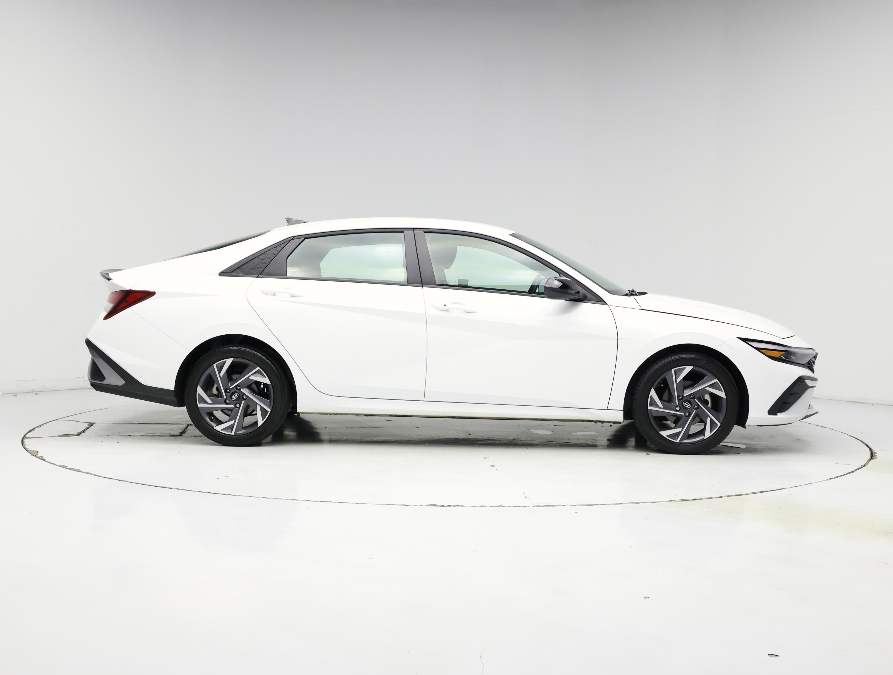 Thumbnail: 2025 Hyundai Elantra - 7