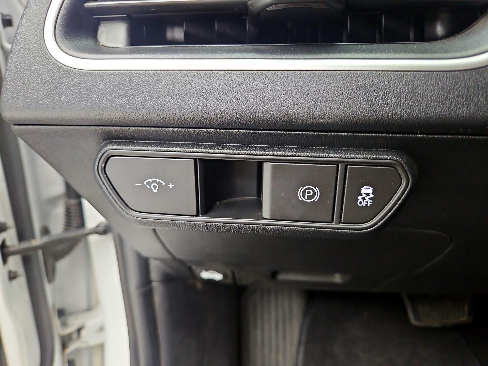 Thumbnail: 2025 Kia K4 - 13