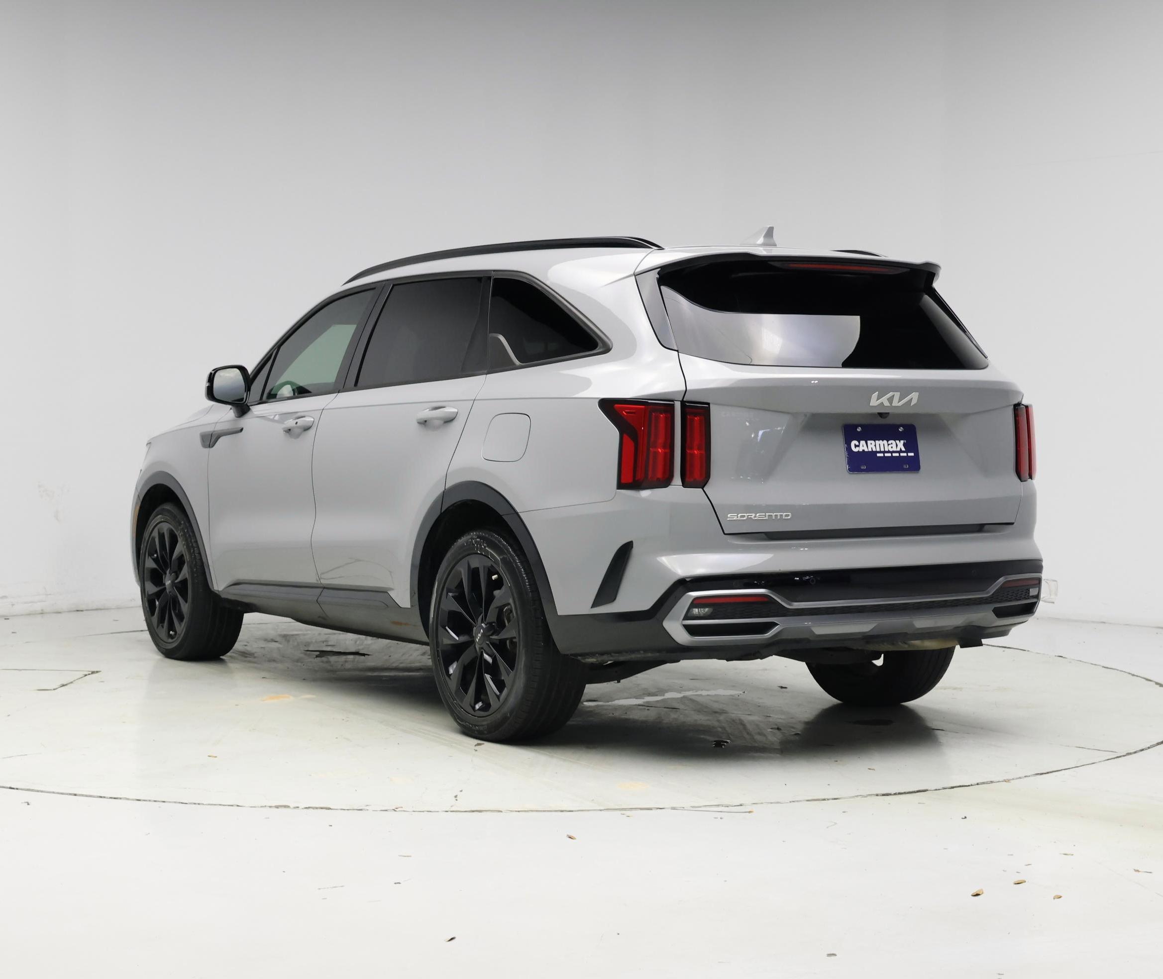 Thumbnail: 2023 Kia Sorento - 2