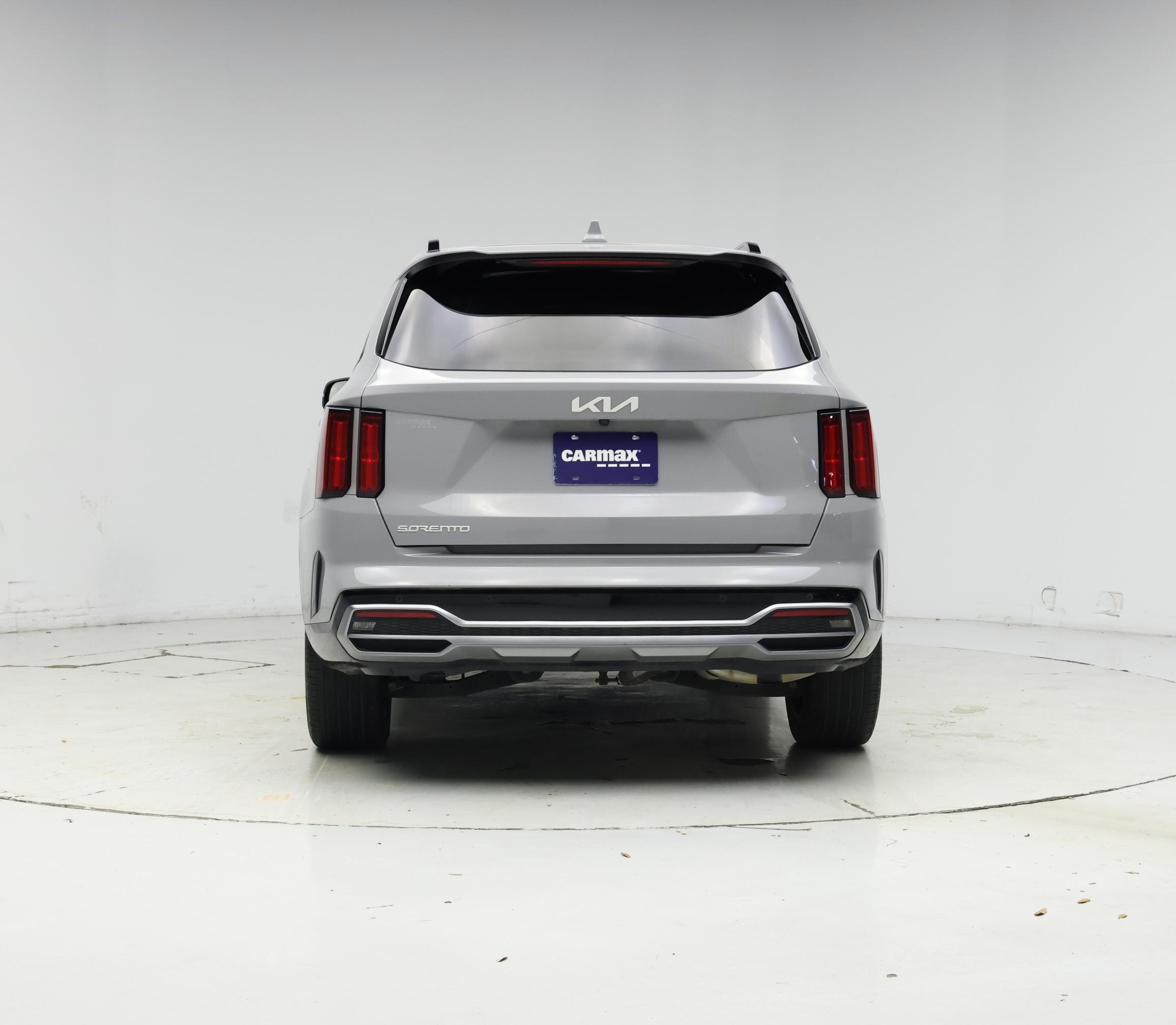 Thumbnail: 2023 Kia Sorento - 6