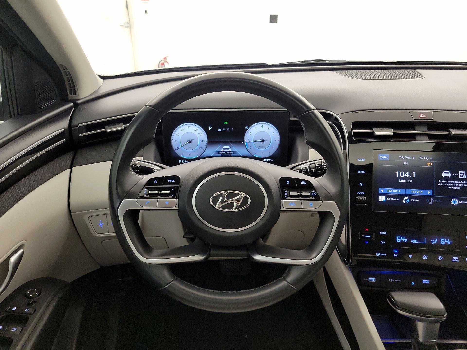 Thumbnail: 2023 Hyundai Tucson - 10