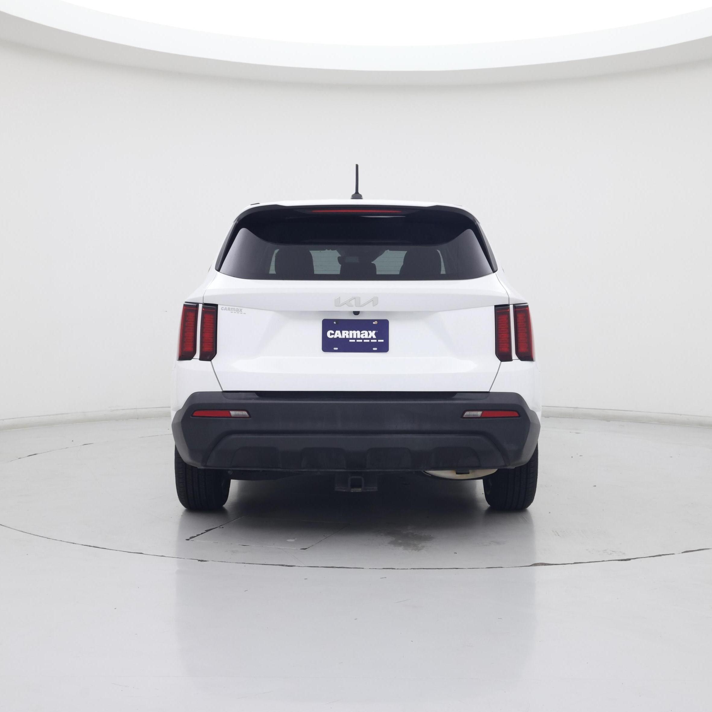 Thumbnail: 2023 Kia Sorento - 6