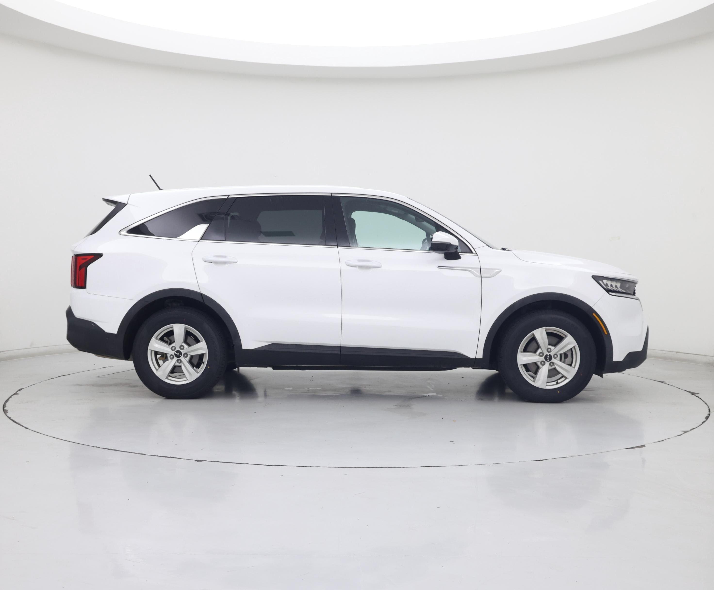 Thumbnail: 2023 Kia Sorento - 7