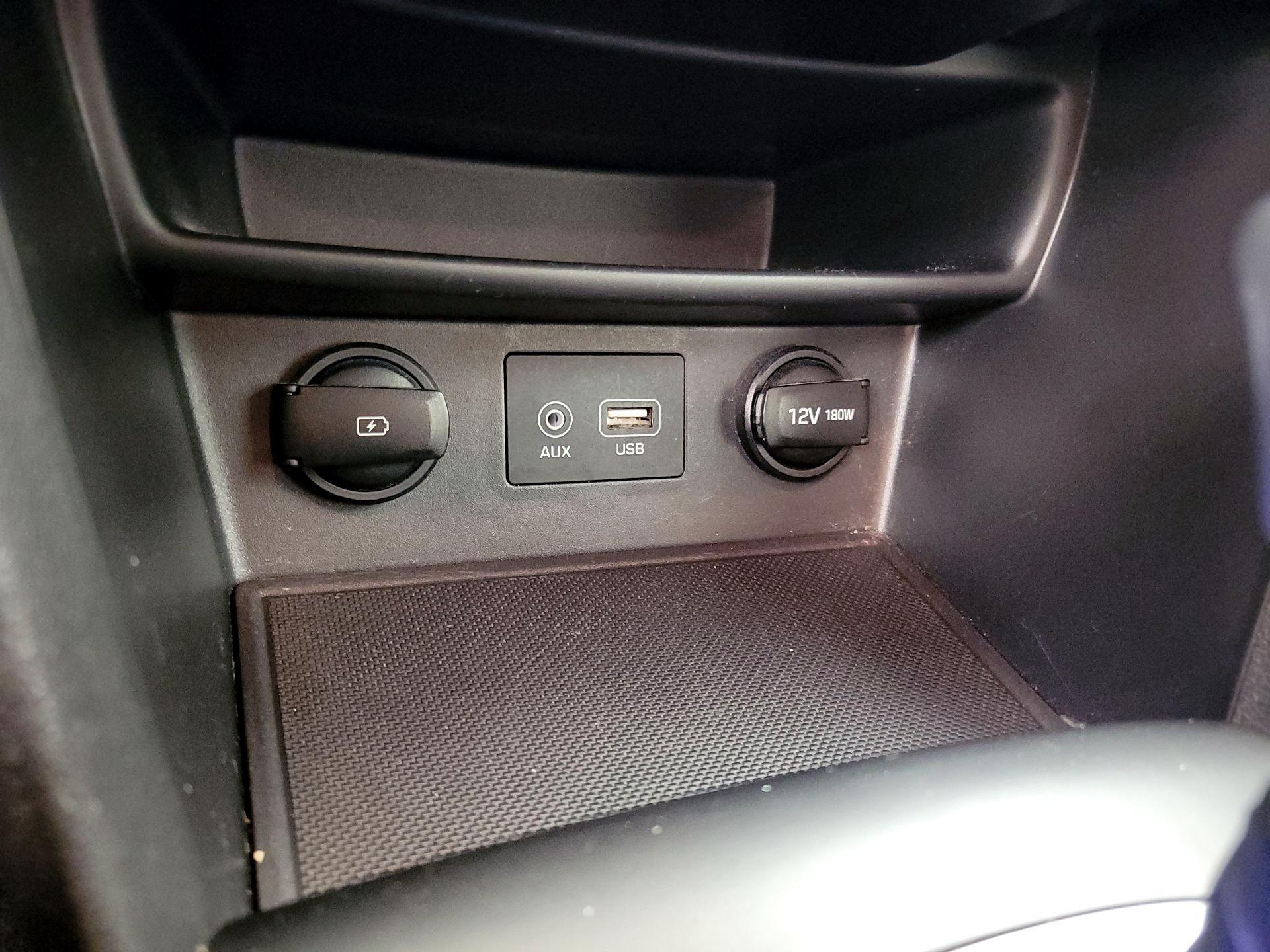 Thumbnail: 2020 Hyundai Kona - 18