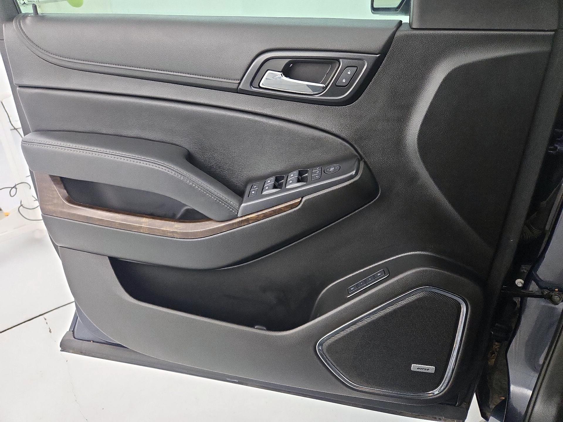 Thumbnail: 2020 Chevrolet Tahoe - 12