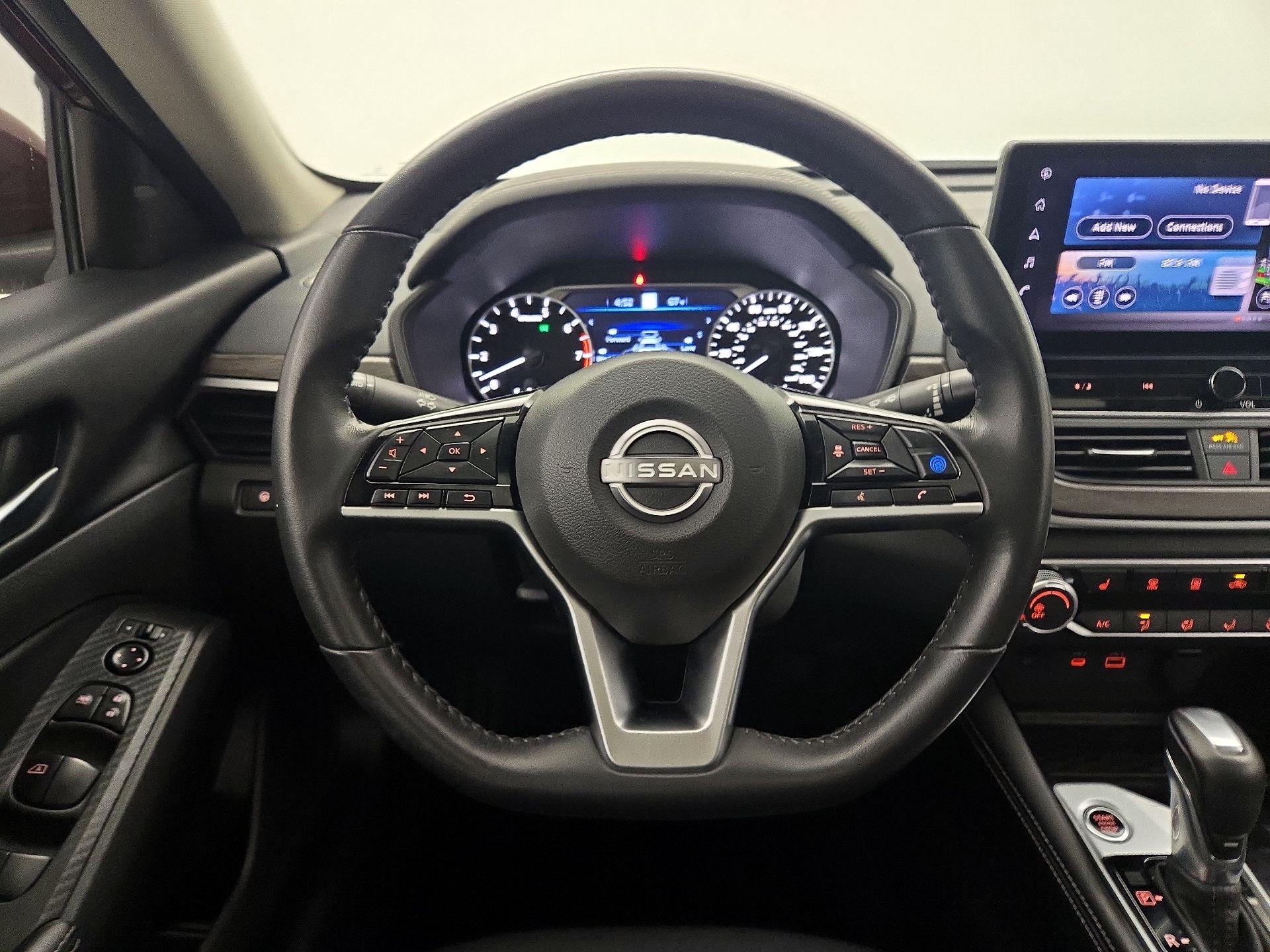 Thumbnail: 2024 Nissan Altima - 10