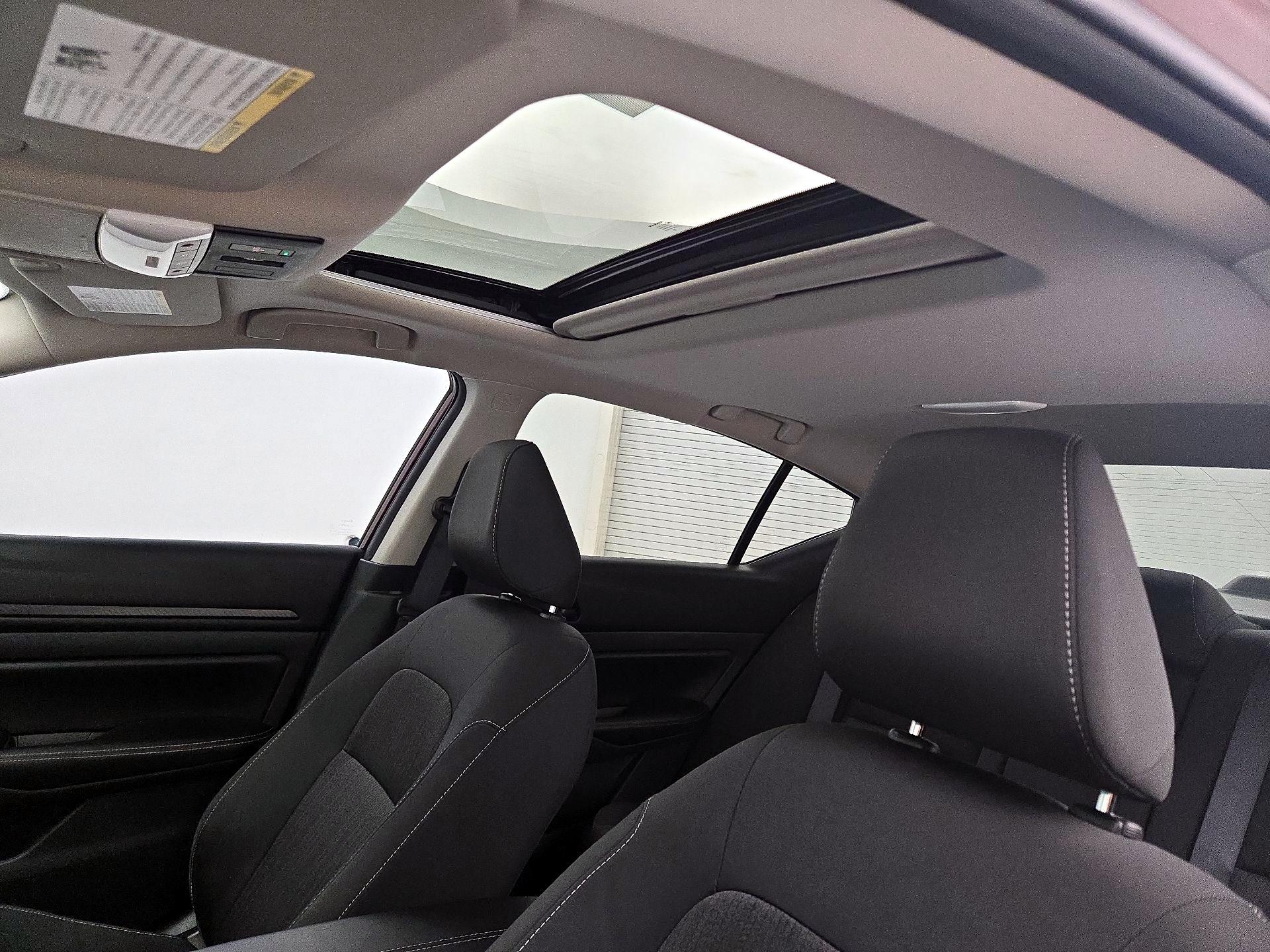 Thumbnail: 2024 Nissan Altima - 20