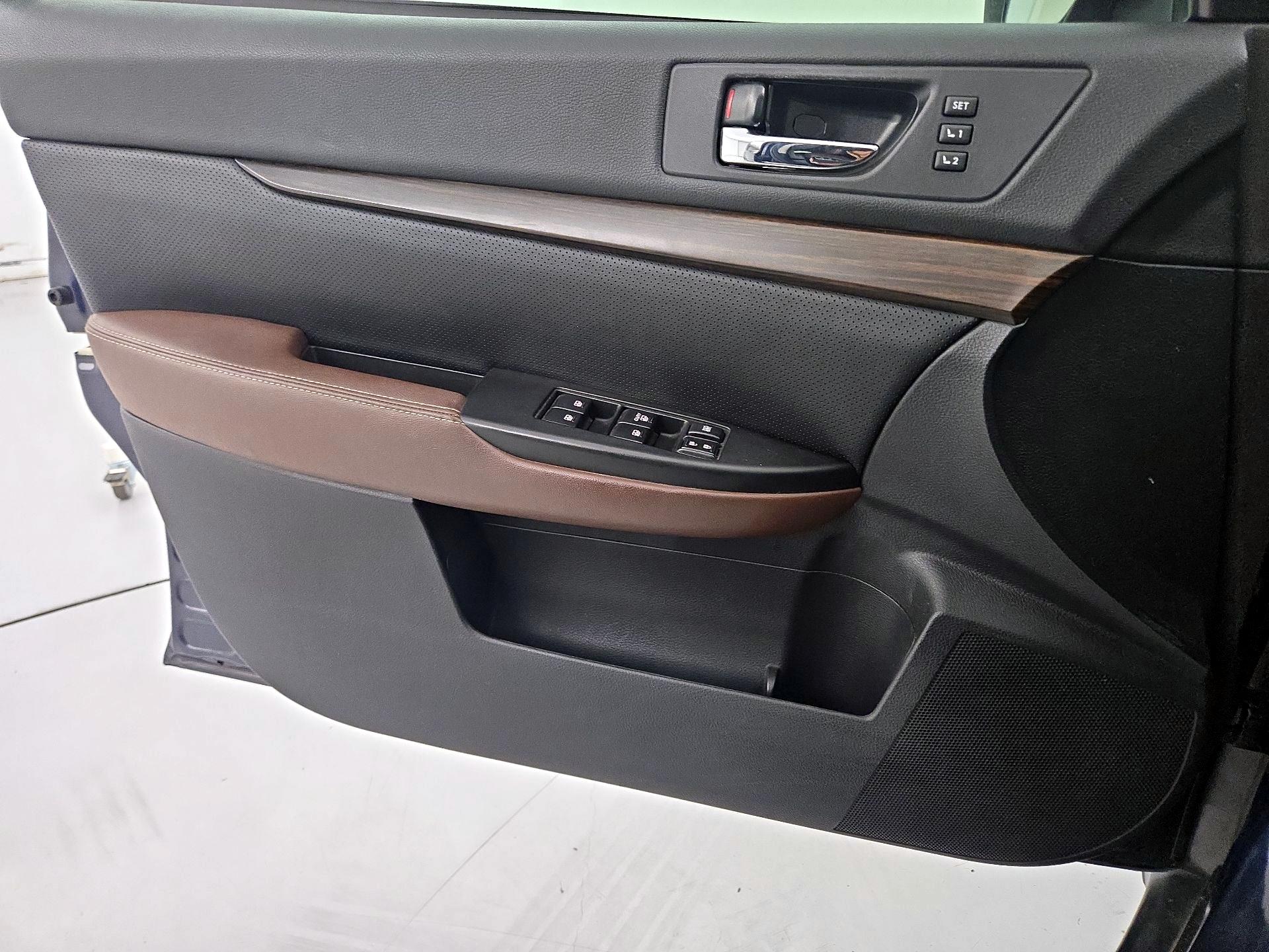 Thumbnail: 2014 Subaru Outback - 12