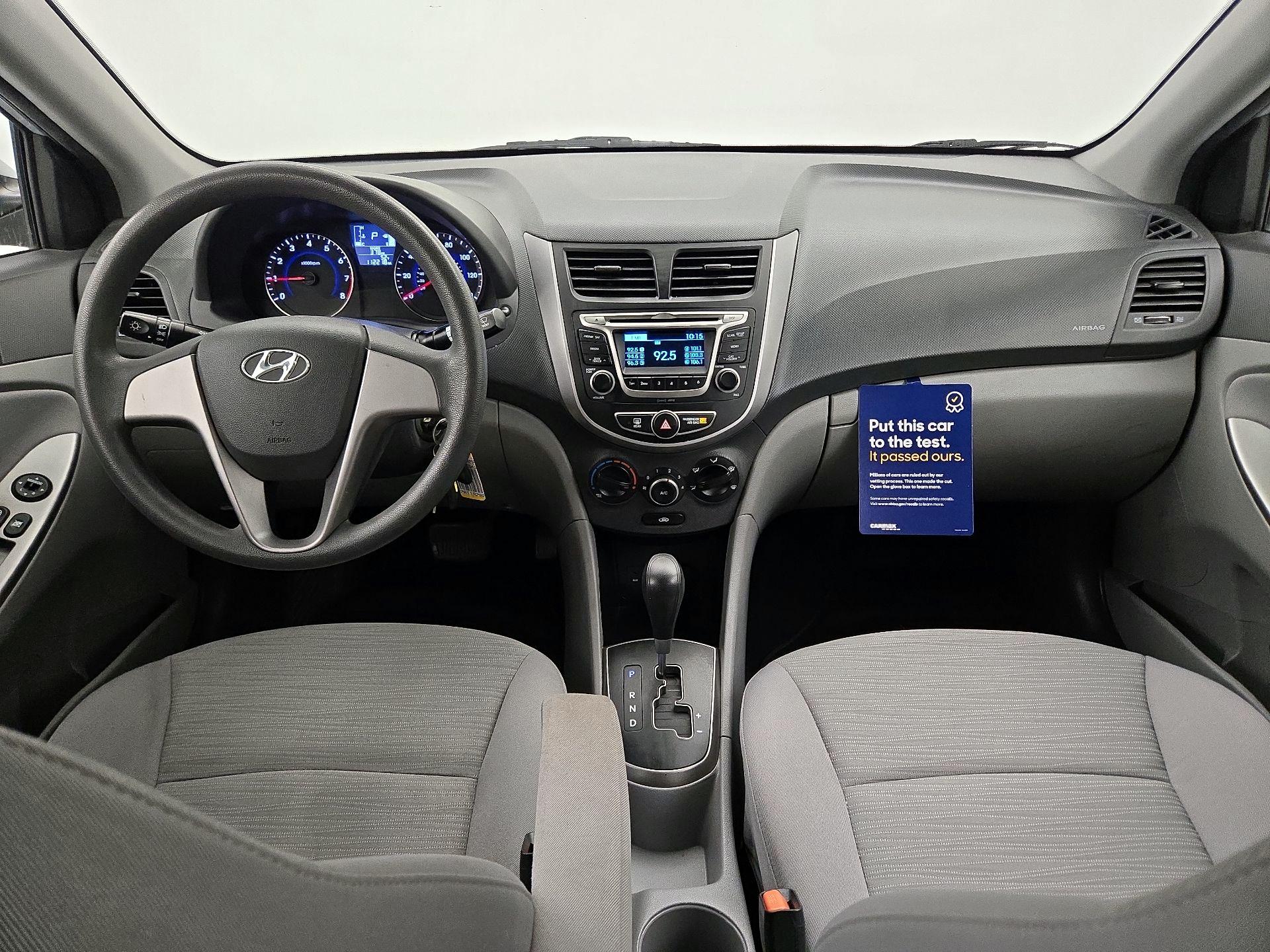 Thumbnail: 2017 Hyundai Accent - 9