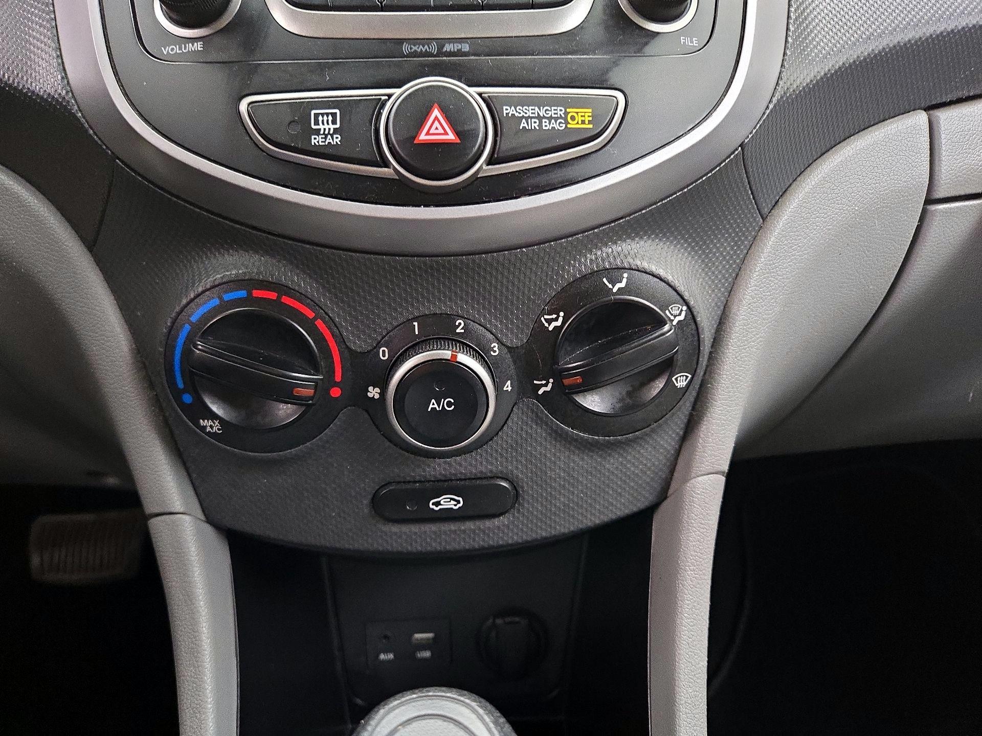 Thumbnail: 2017 Hyundai Accent - 15