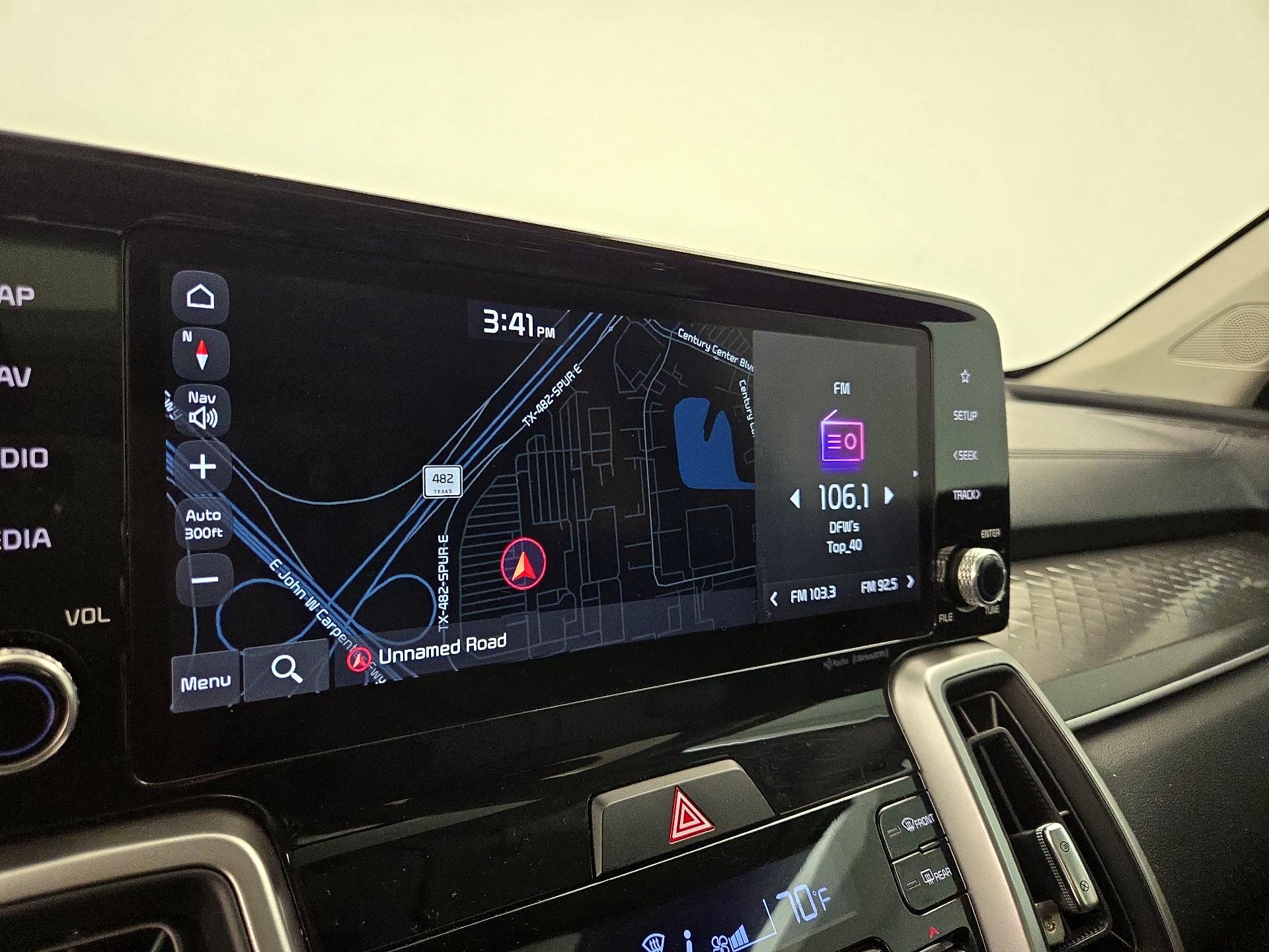 Thumbnail: 2022 Kia Sorento - 14