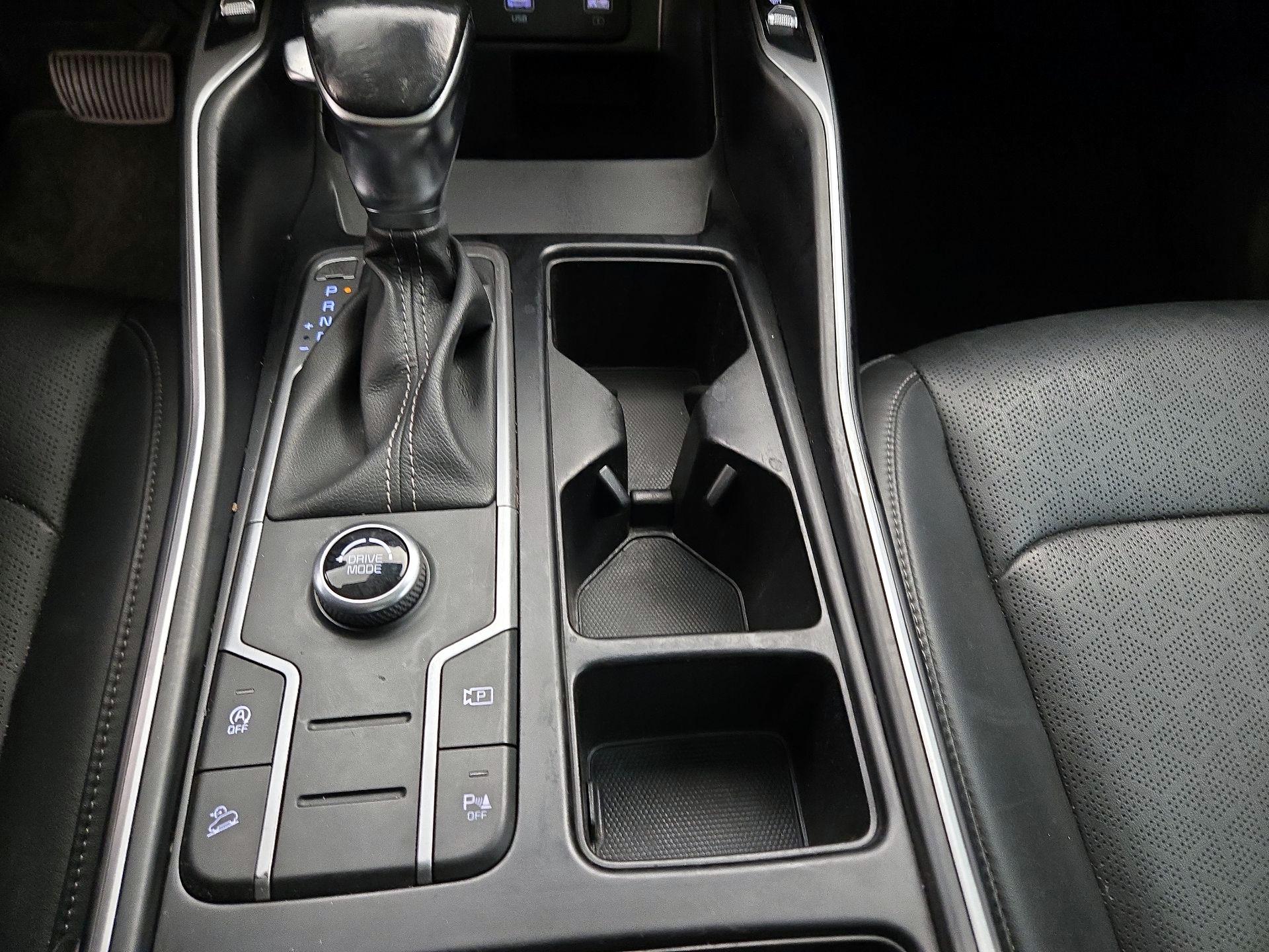 Thumbnail: 2022 Kia Sorento - 18