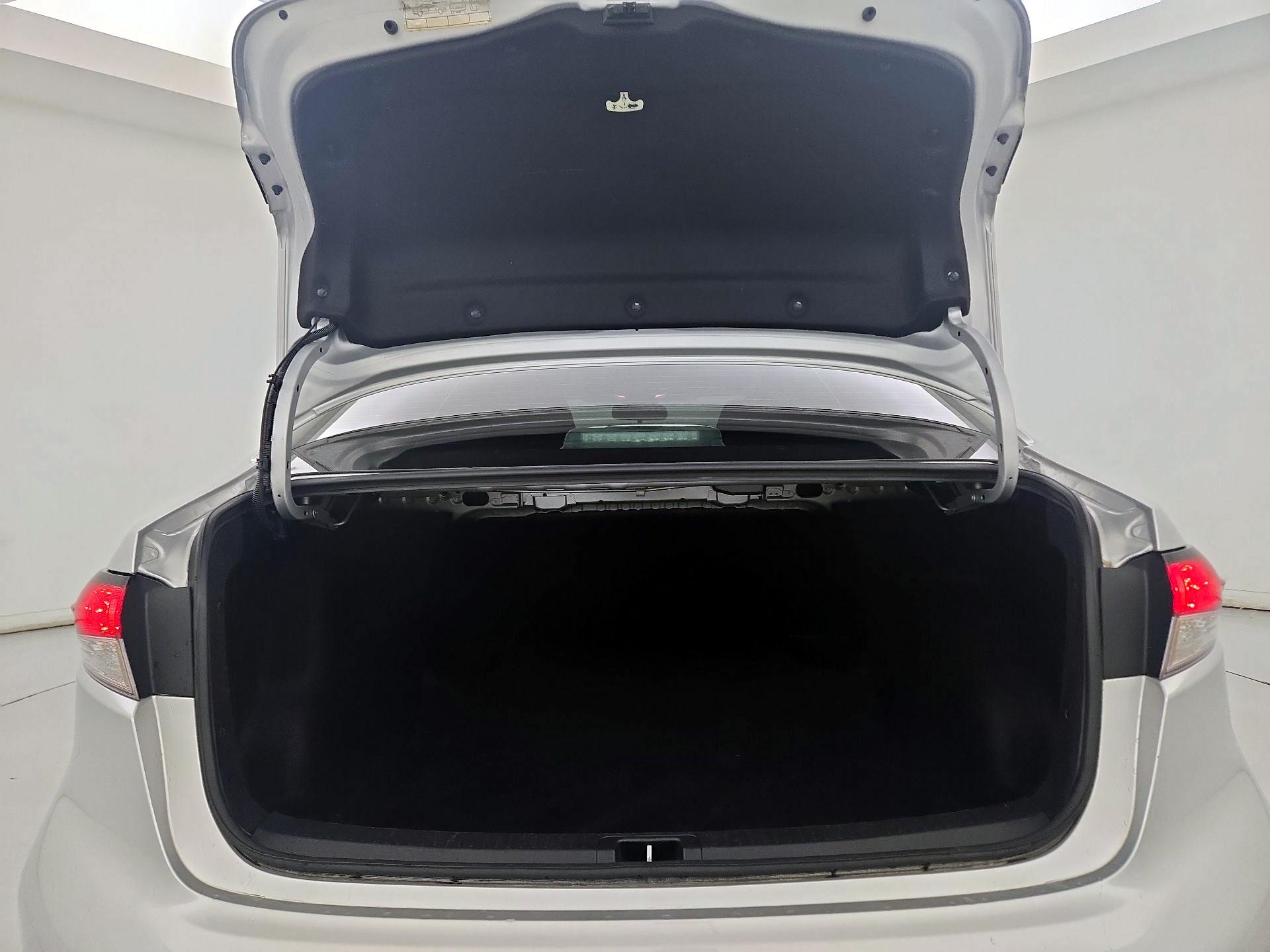 Thumbnail: 2022 Toyota Corolla - 20