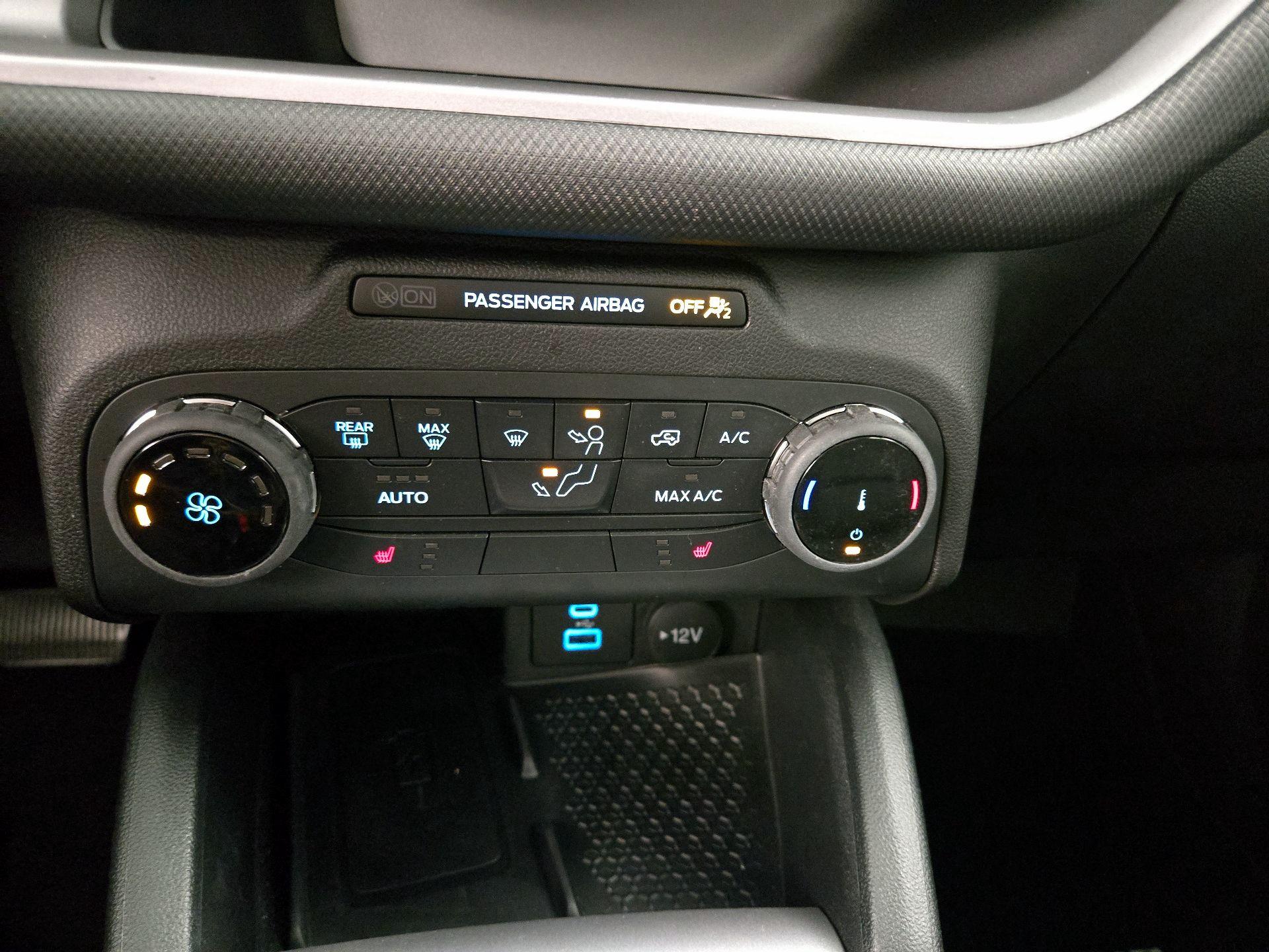 Thumbnail: 2022 Ford Bronco Sport - 16