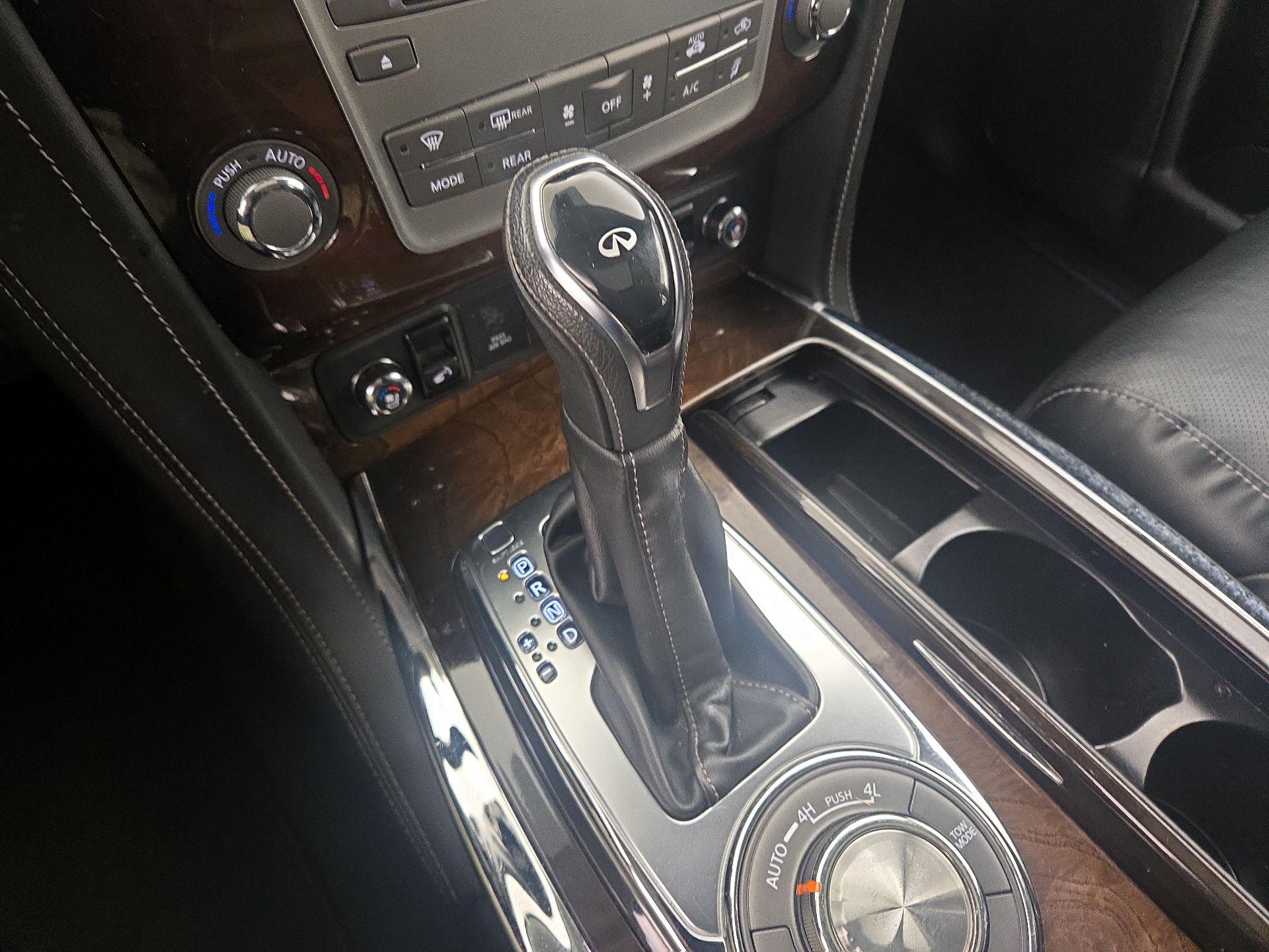 Thumbnail: 2019 INFINITI QX80 - 18