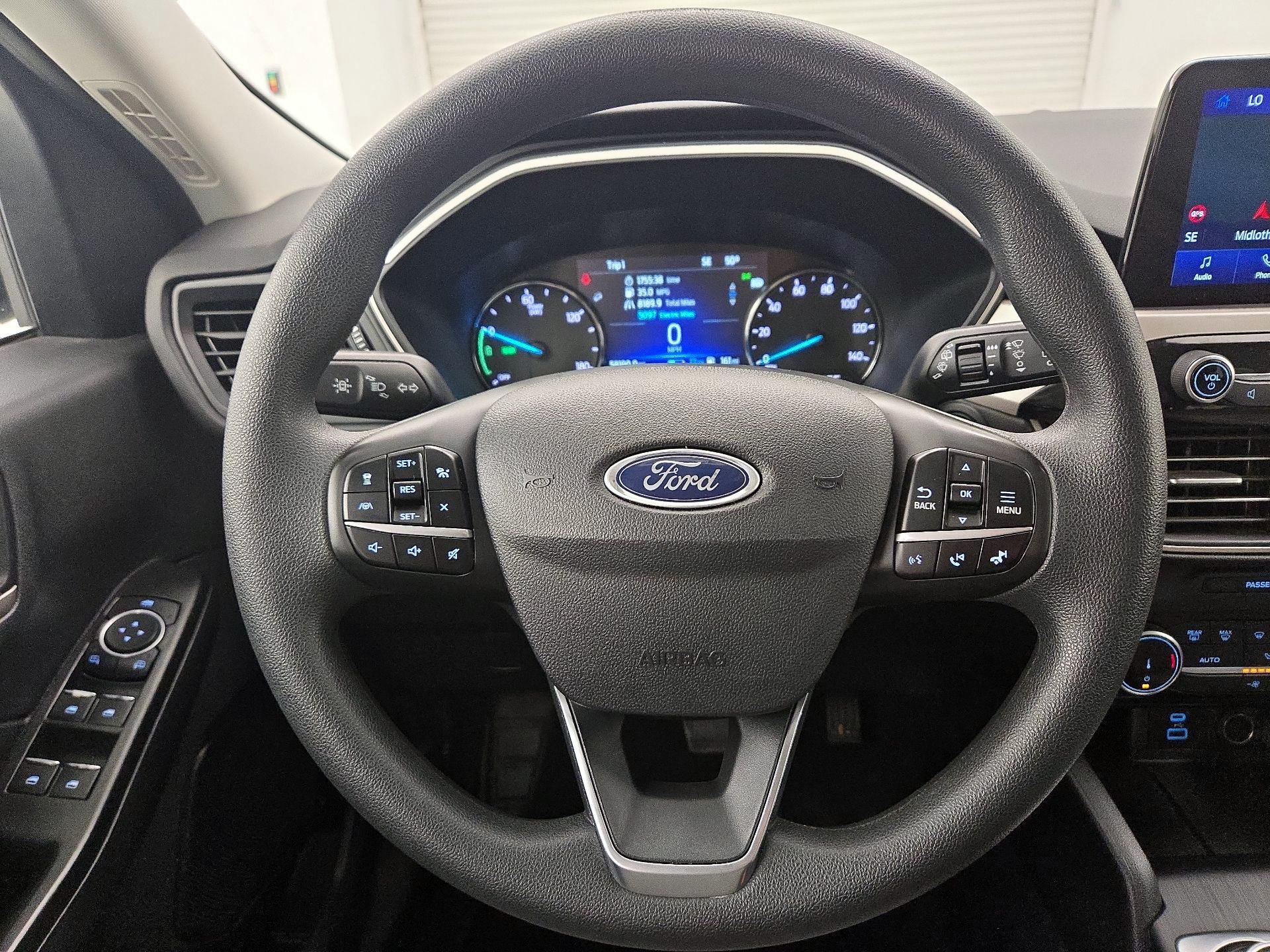 Thumbnail: 2022 Ford Escape - 10