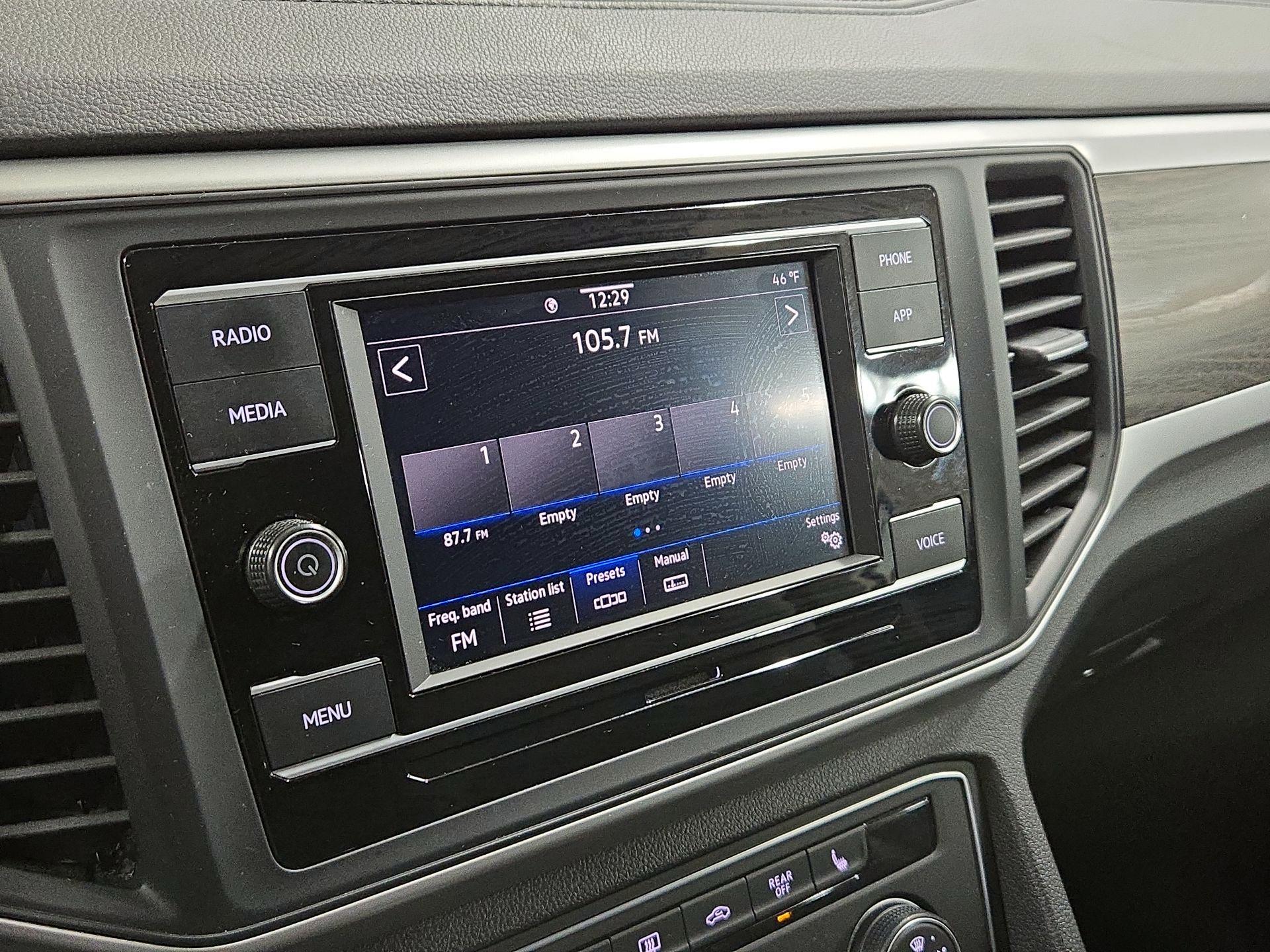 Thumbnail: 2022 Volkswagen Atlas - 15