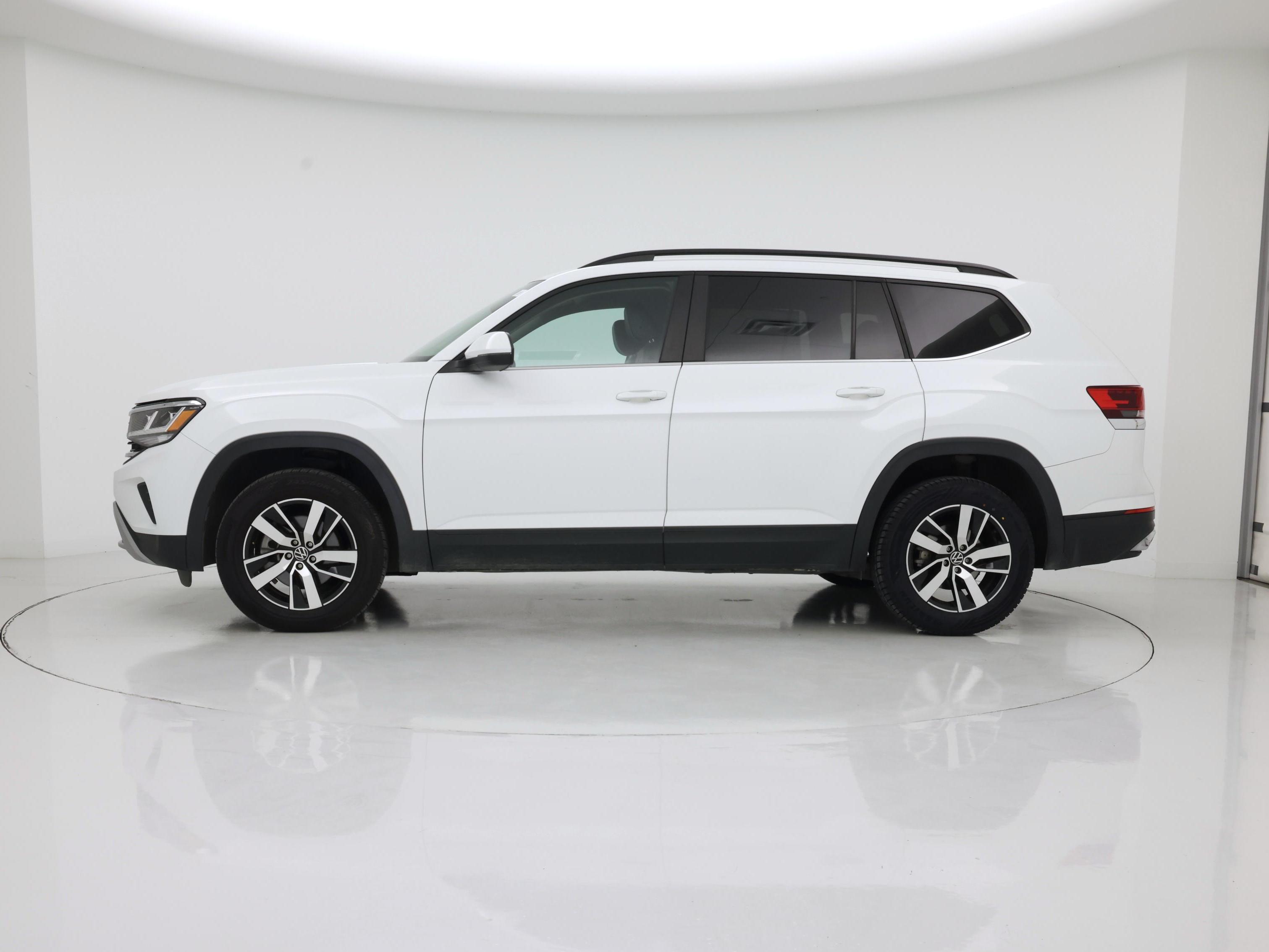 Thumbnail: 2022 Volkswagen Atlas - 3