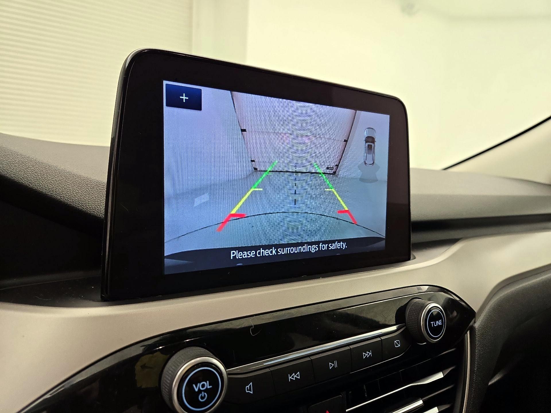 Thumbnail: 2021 Ford Escape - 14