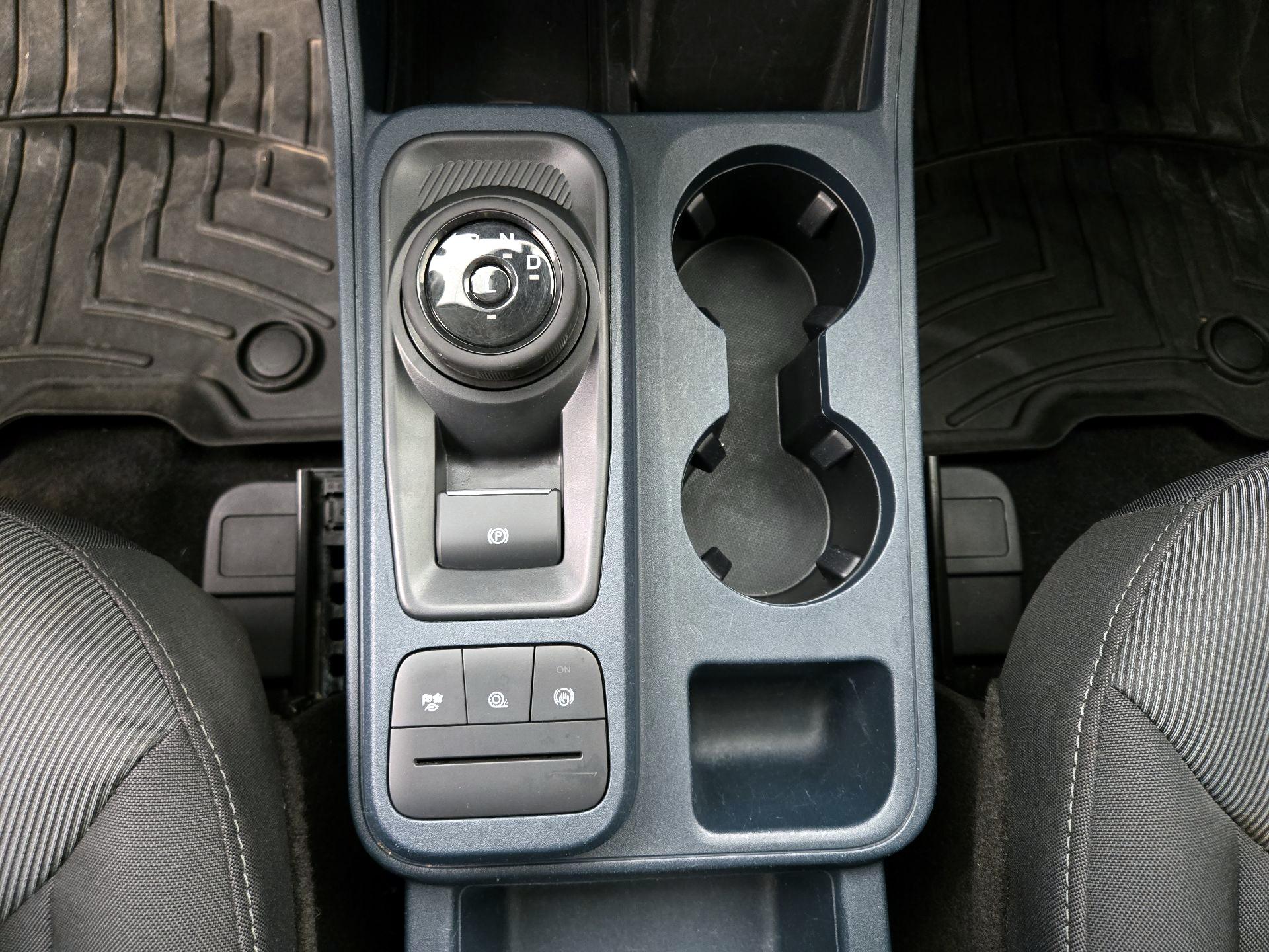 Thumbnail: 2022 Ford Maverick - 17