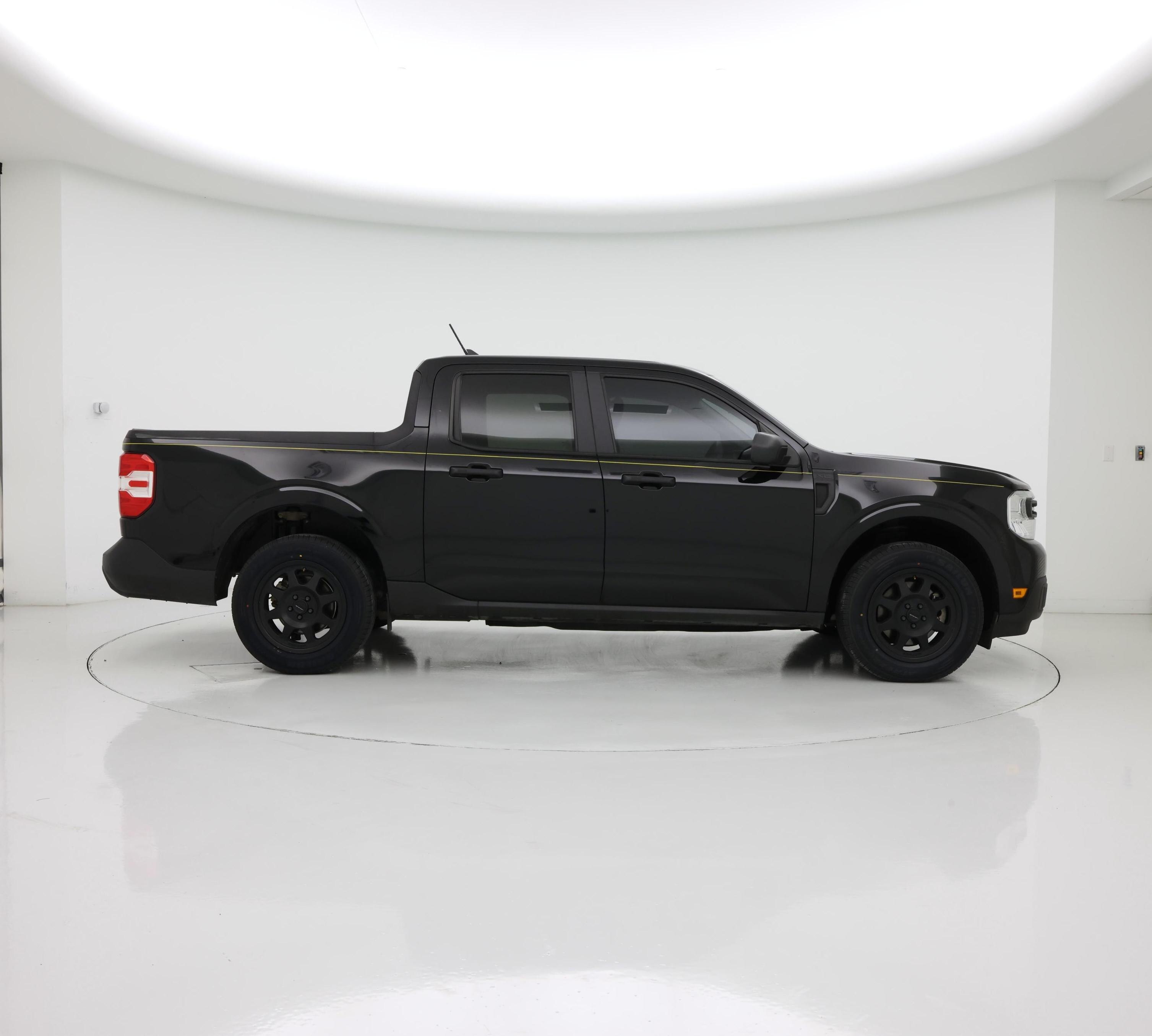 Thumbnail: 2022 Ford Maverick - 7