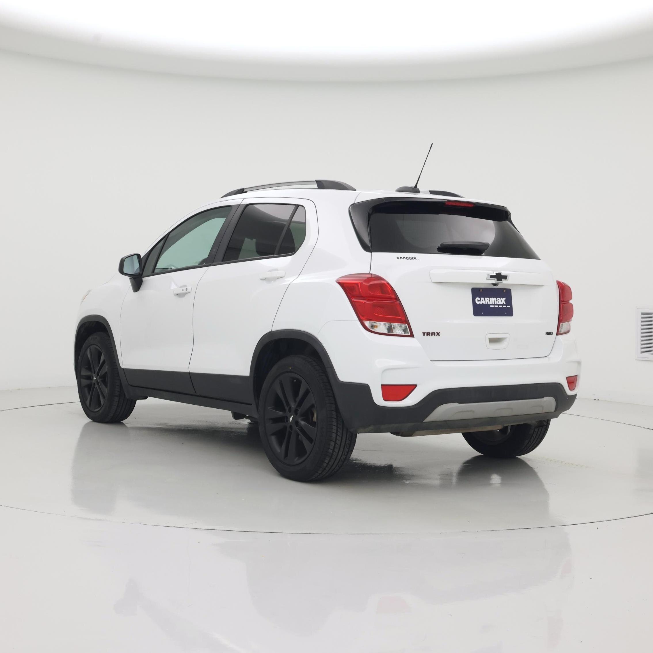 Thumbnail: 2021 Chevrolet Trax - 2