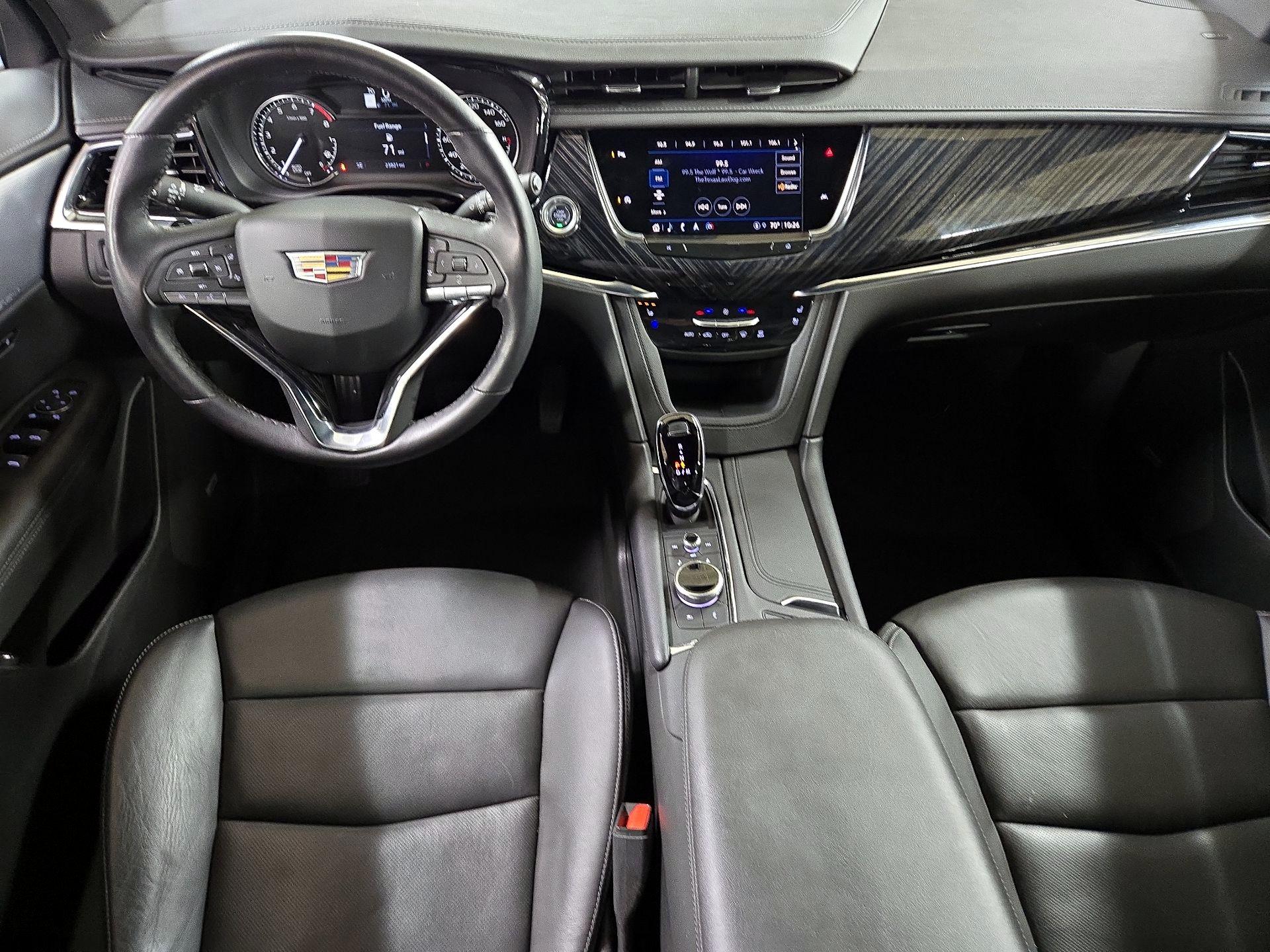 Thumbnail: 2025 Cadillac XT6 - 9