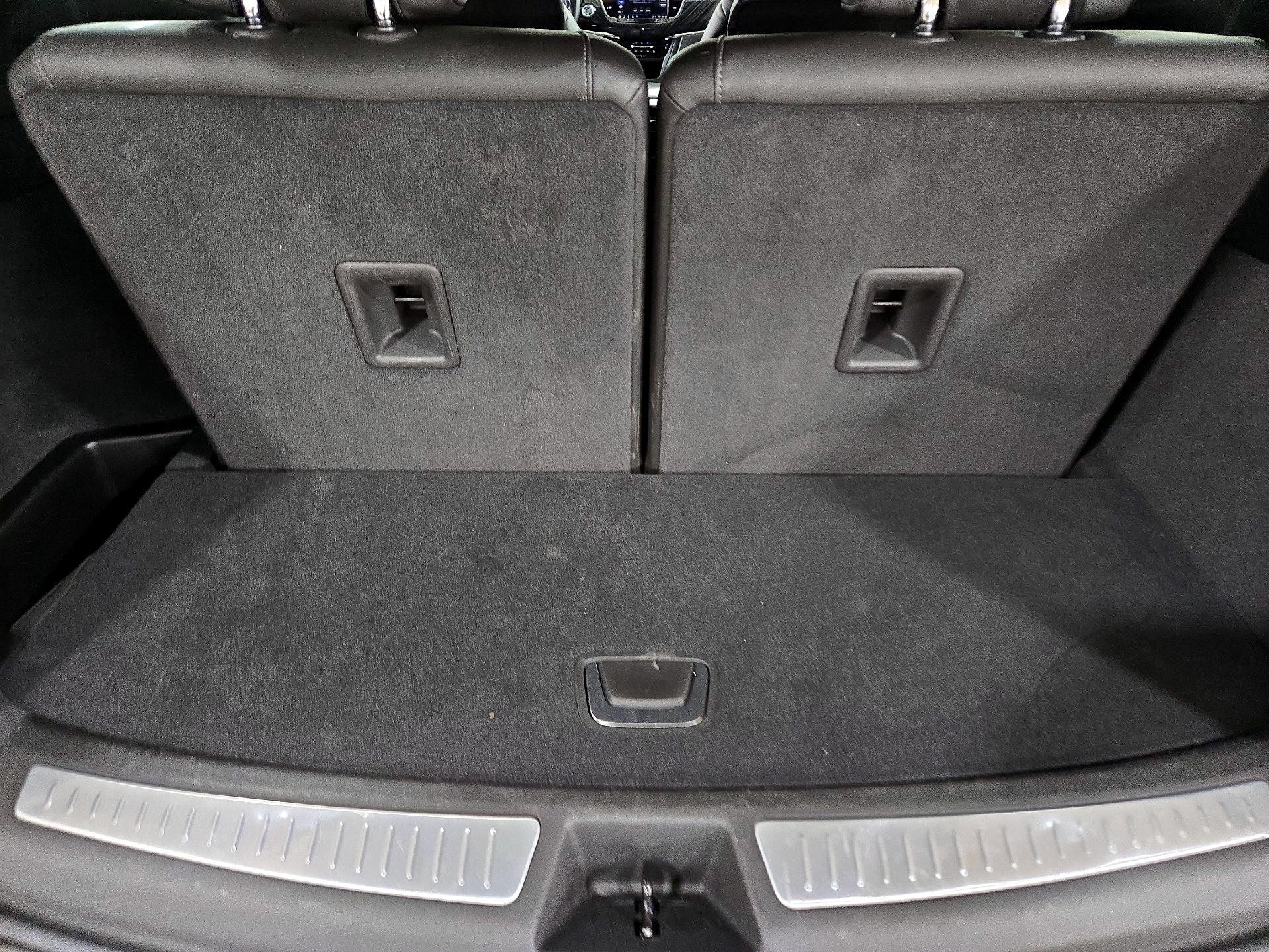 Thumbnail: 2025 Cadillac XT6 - 20