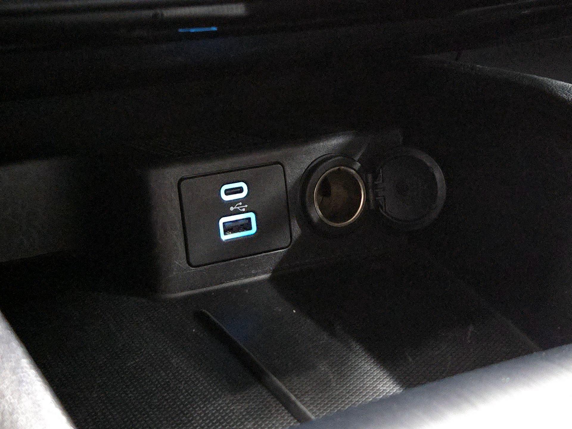 Thumbnail: 2022 Ford Escape - 18