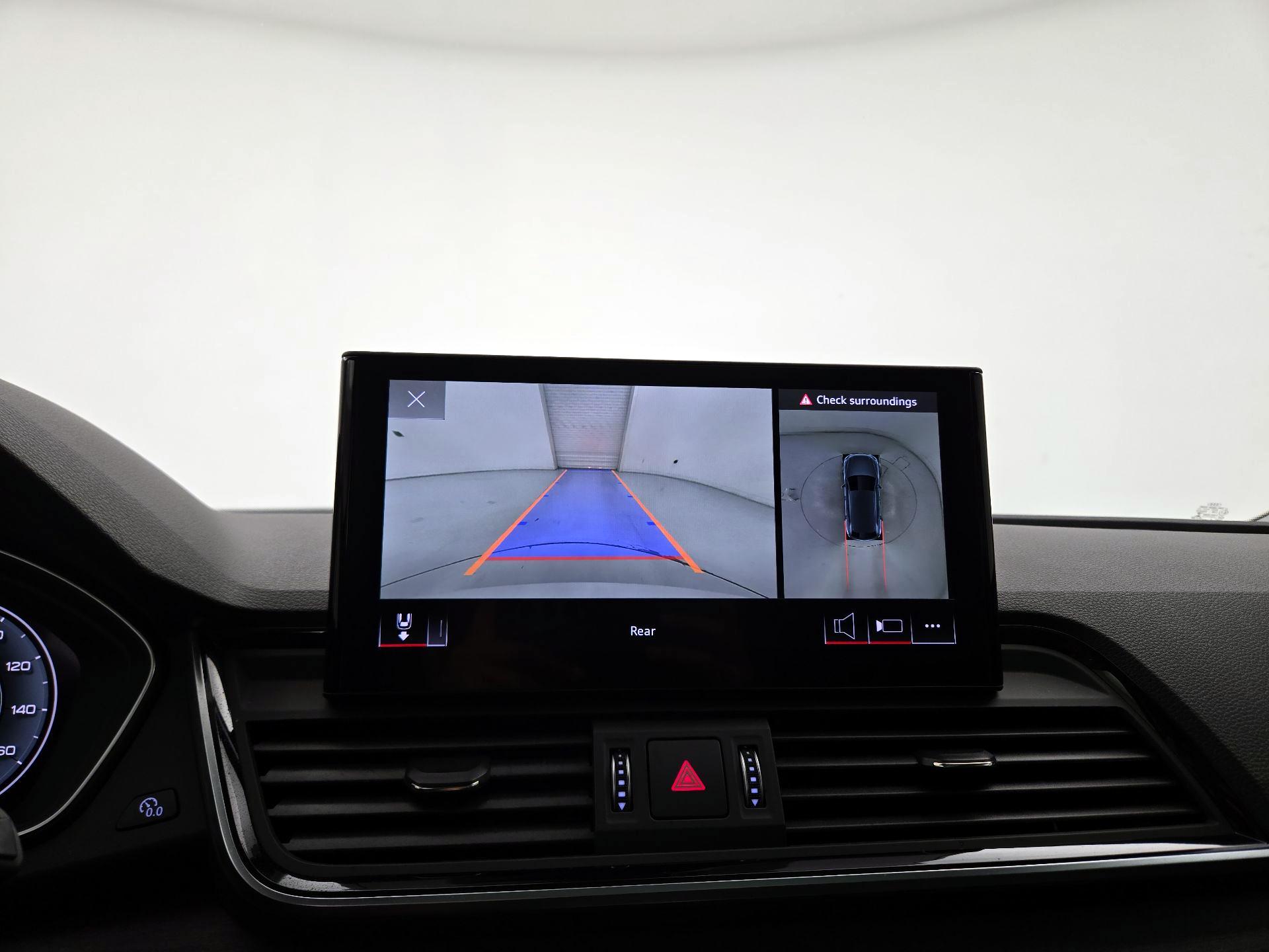 Thumbnail: 2021 Audi Q5 - 14