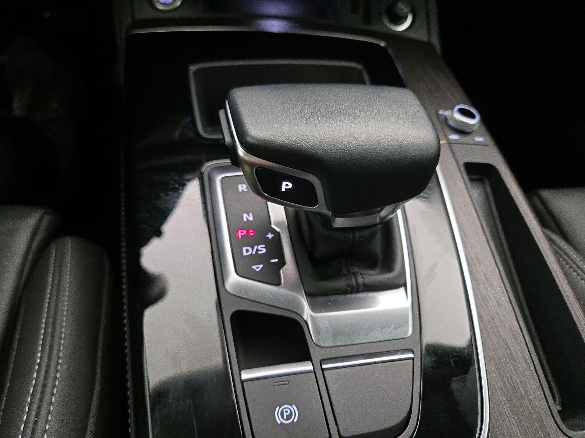 Thumbnail: 2021 Audi Q5 - 17