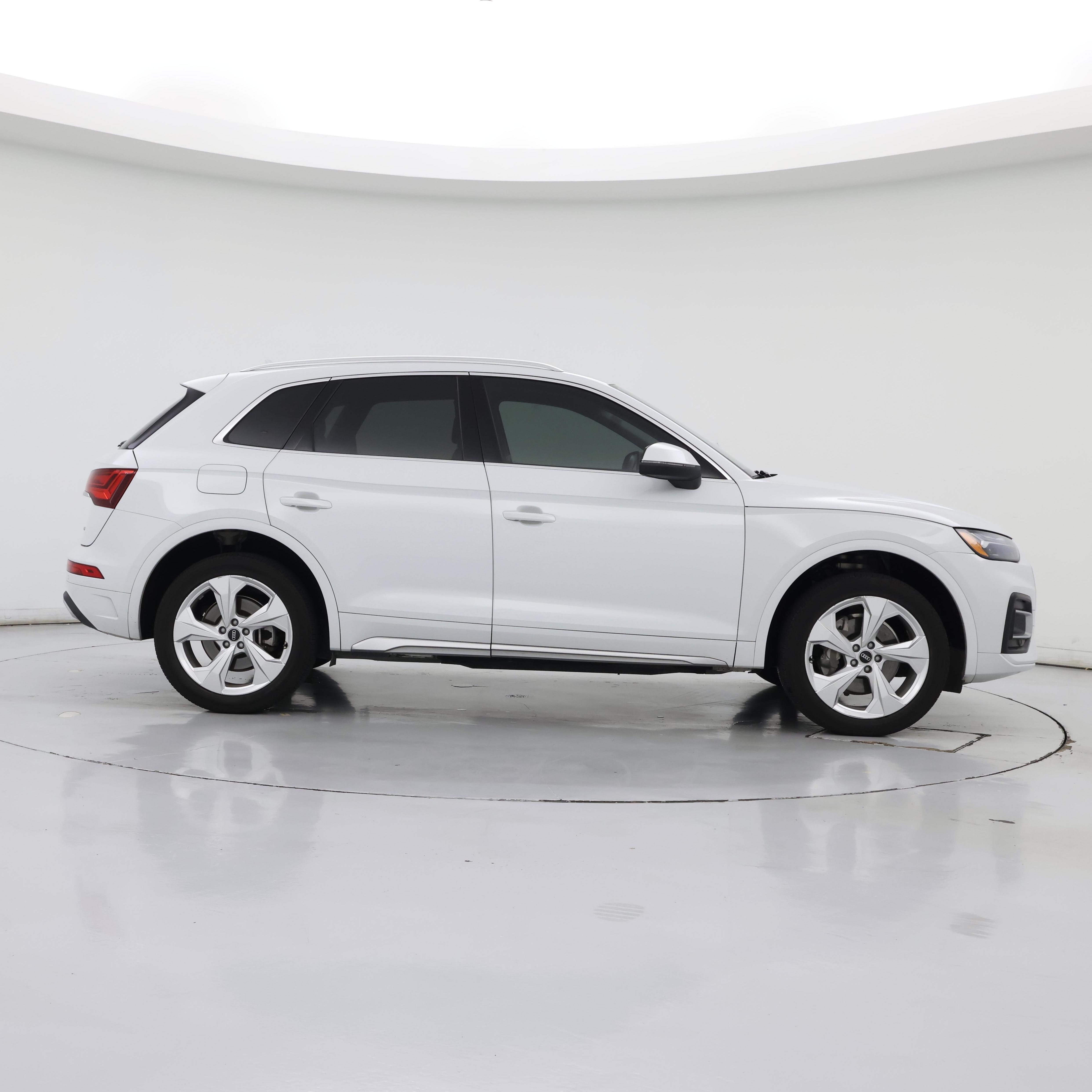 Thumbnail: 2021 Audi Q5 - 7