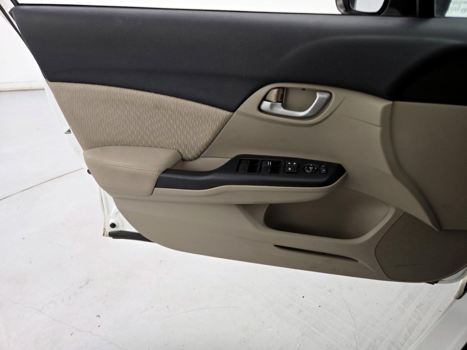 Thumbnail: 2014 Honda Civic - 12