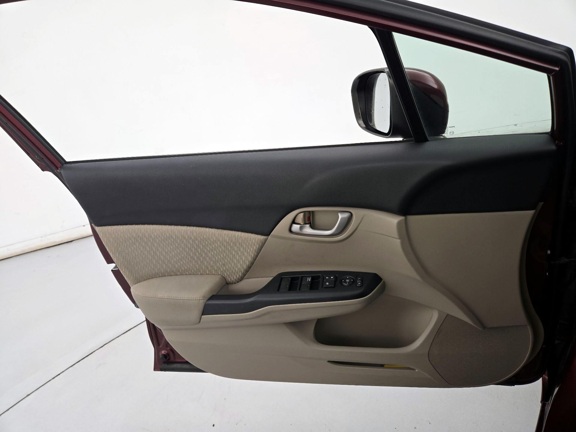 Thumbnail: 2014 Honda Civic - 12